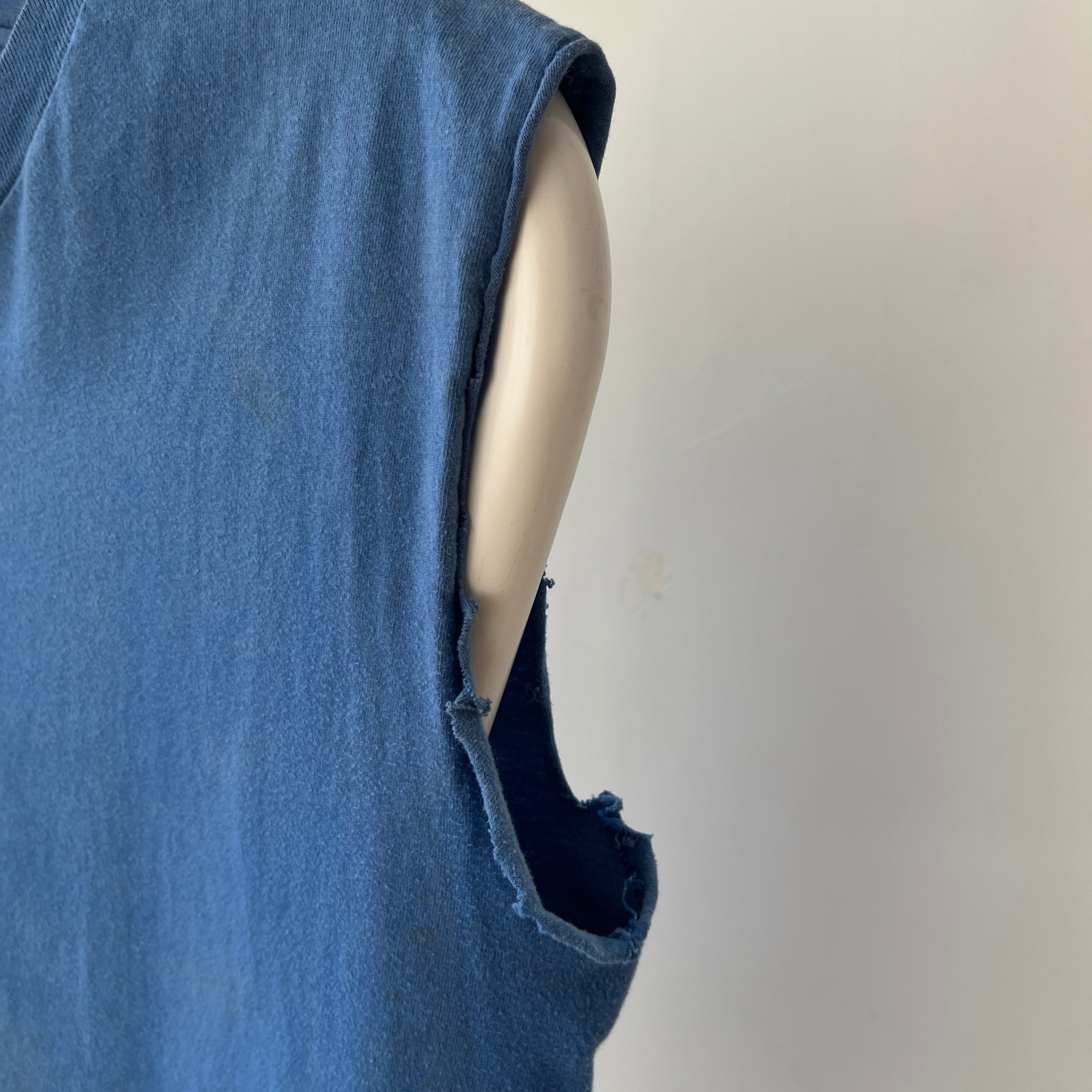 1990s Blank Blue Cut Off T Shirt