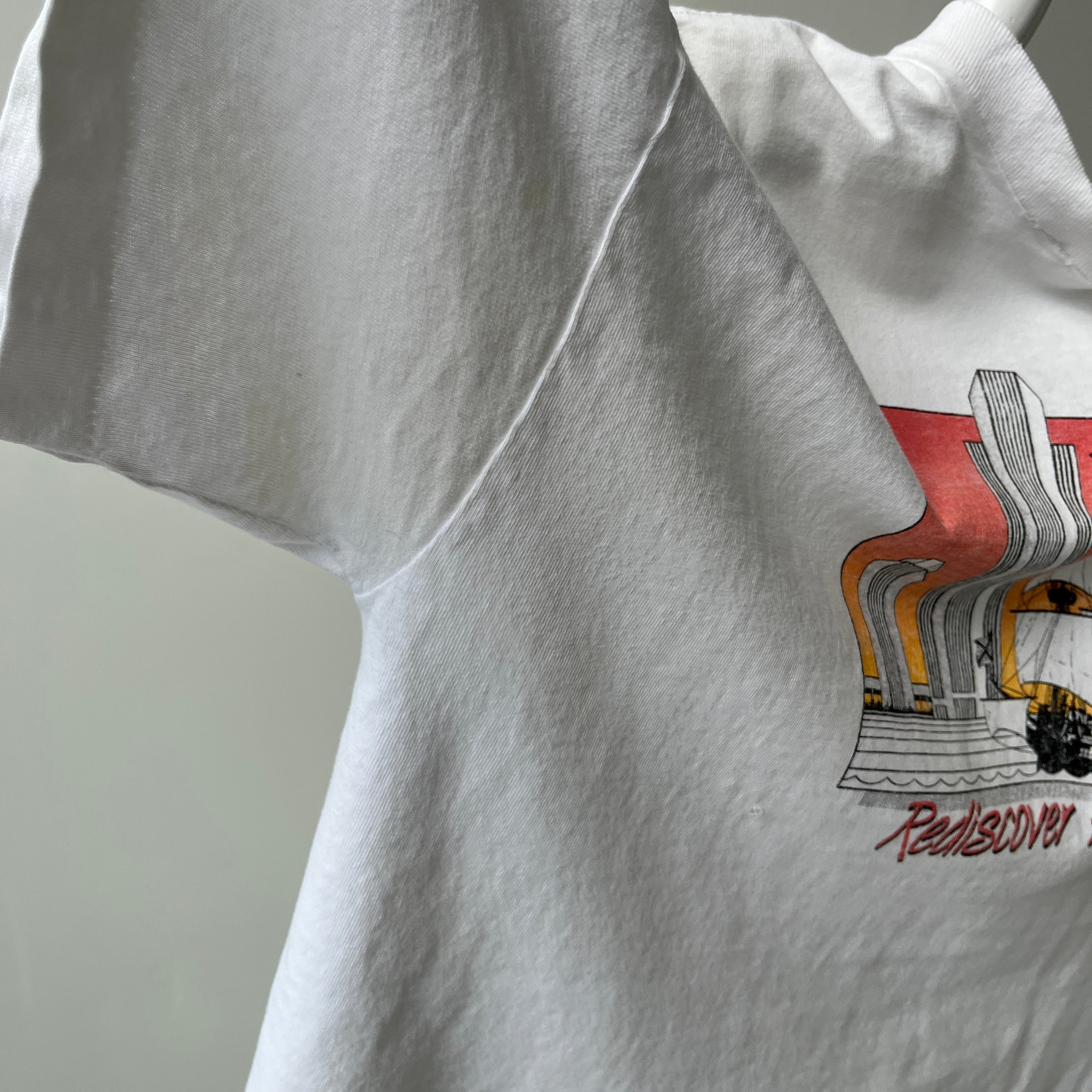 1990s Rediscover Albany Boxy Tourist T-Shirt