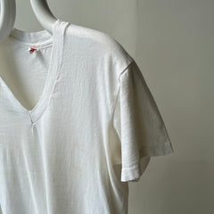 1980s Age Stained Cotton Hanes V-Neck T-Shirt