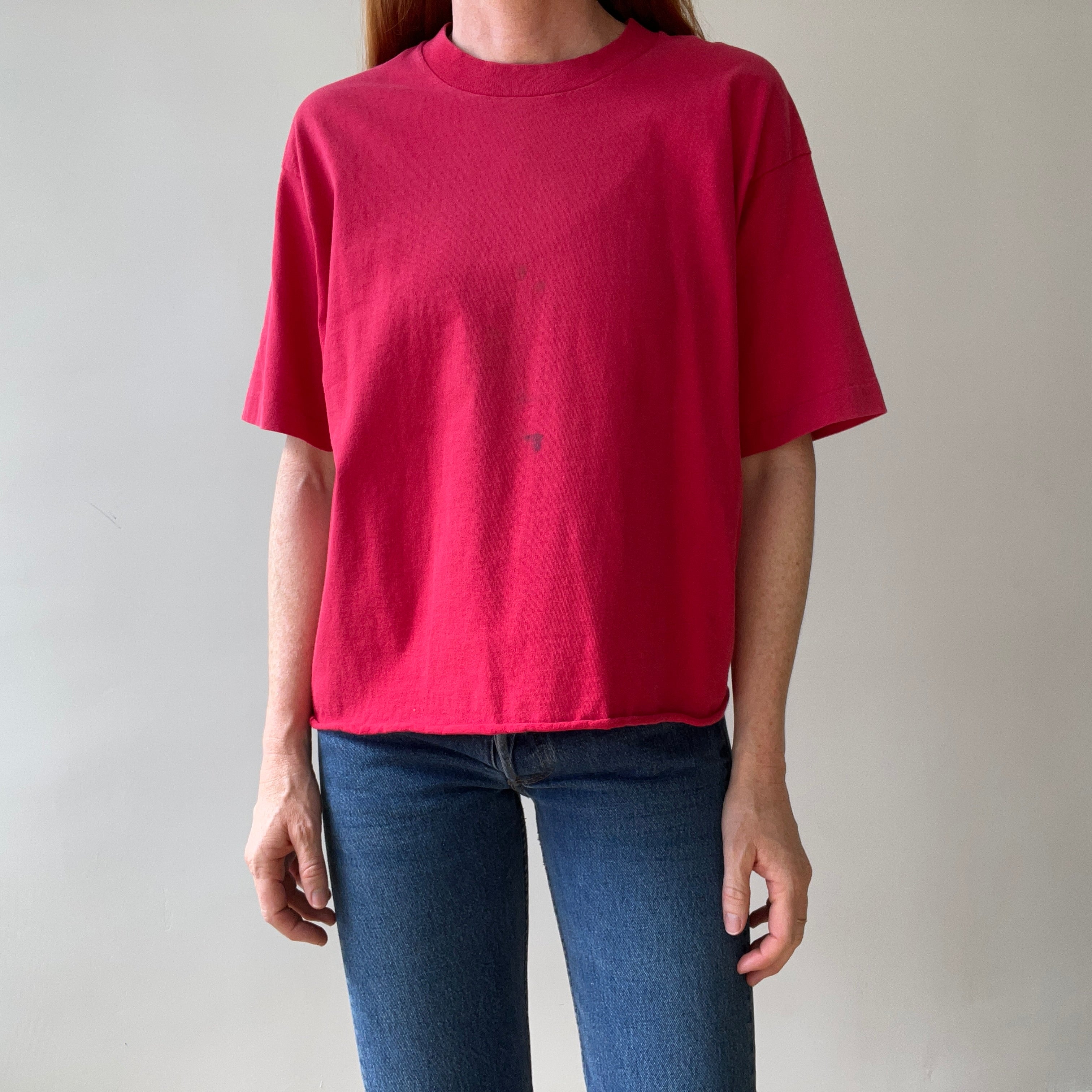 T-shirt teinté de peinture noire vierge des années 00