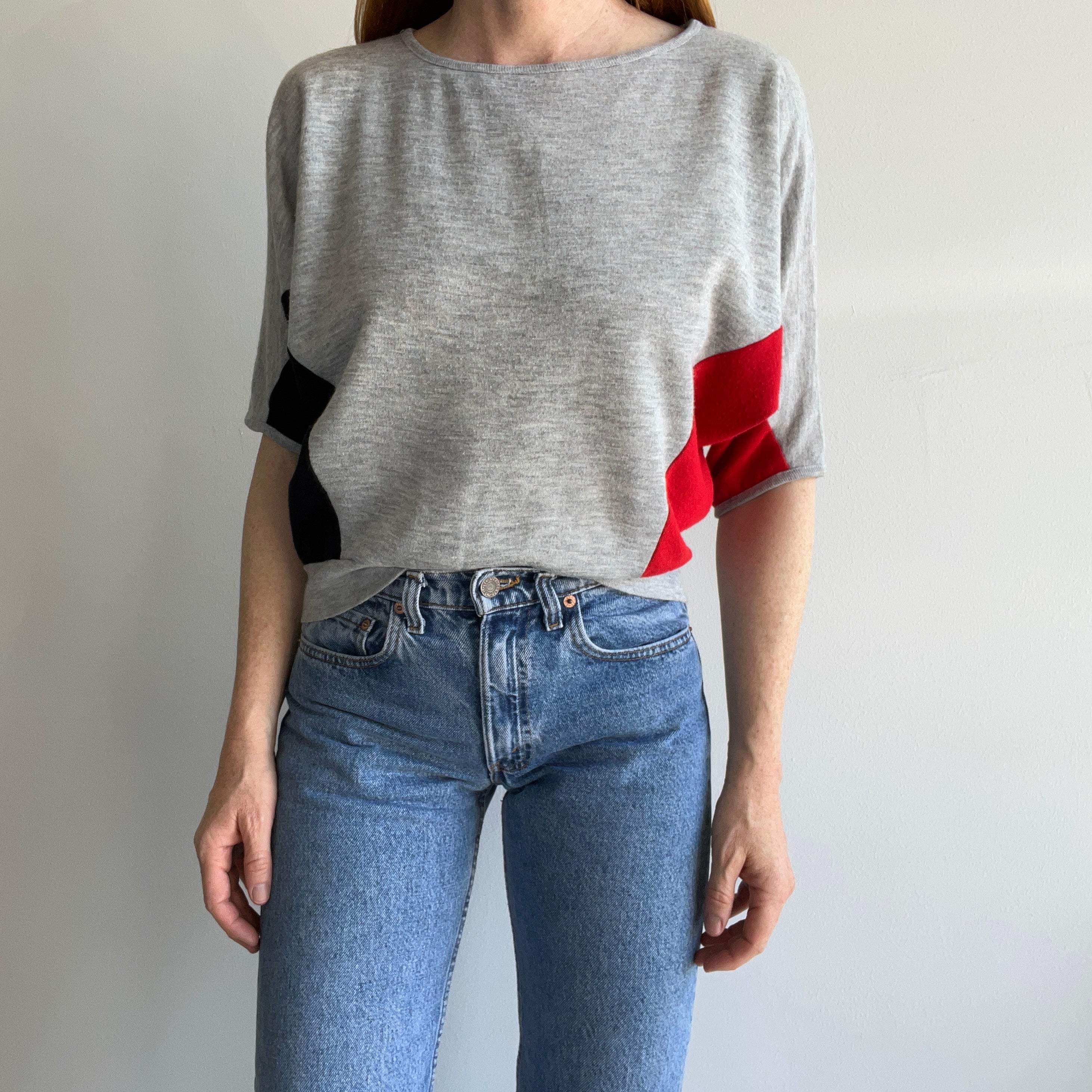 1980s Tri Color Dolman Sleeve Red, Gray and Black Thin/Lightweight 3/4 Sleeve Sweatshirt