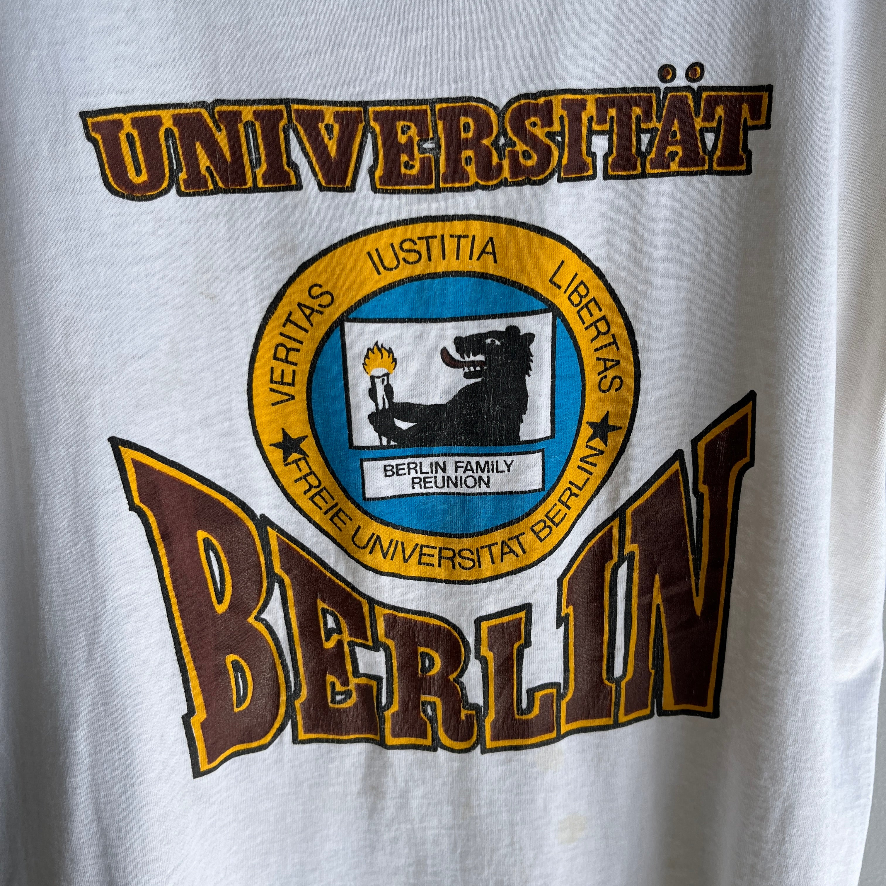 1980s Universitat Berlin Thinned Out 50/50