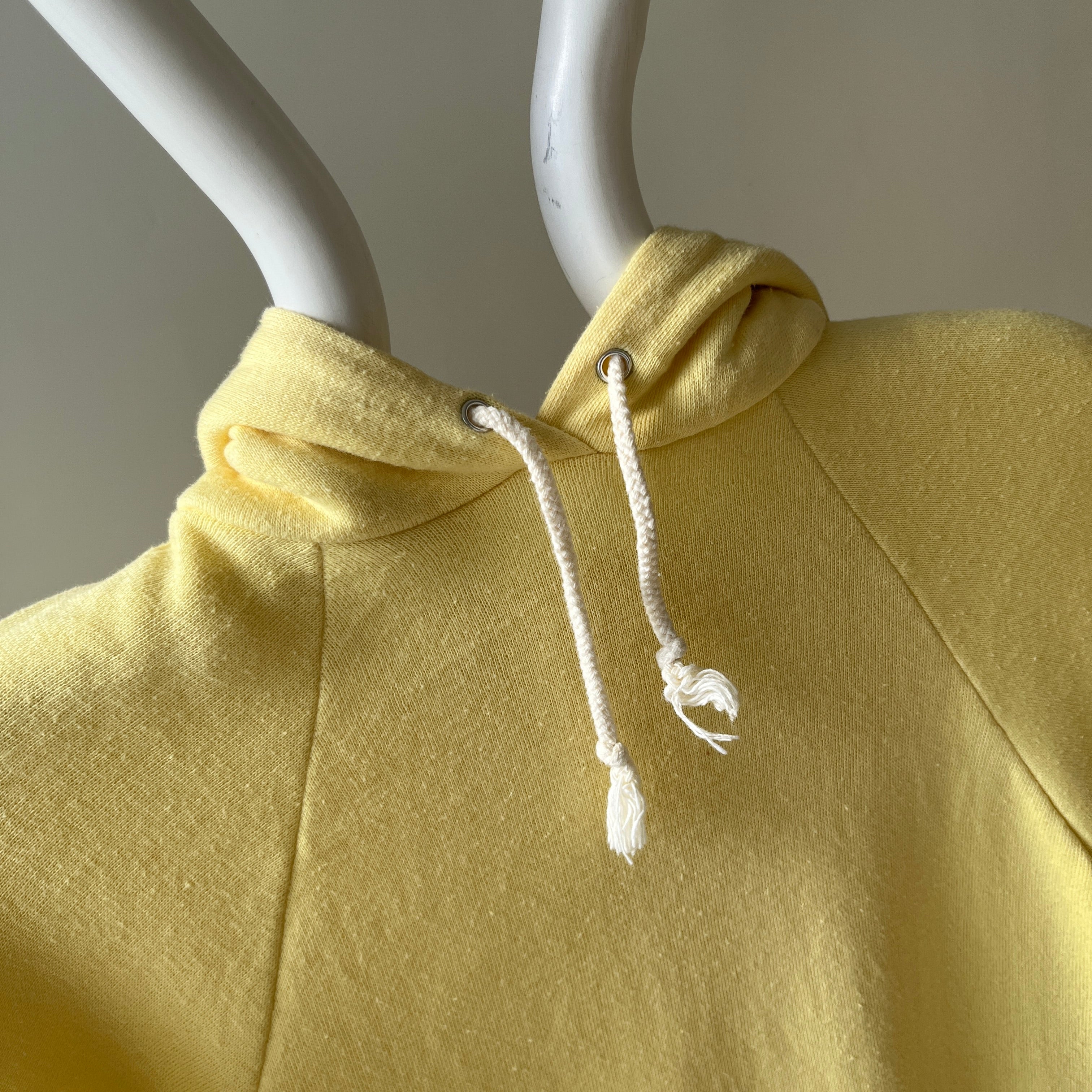 1970s Buttery Yellow Pull Over Hoodie !!!!