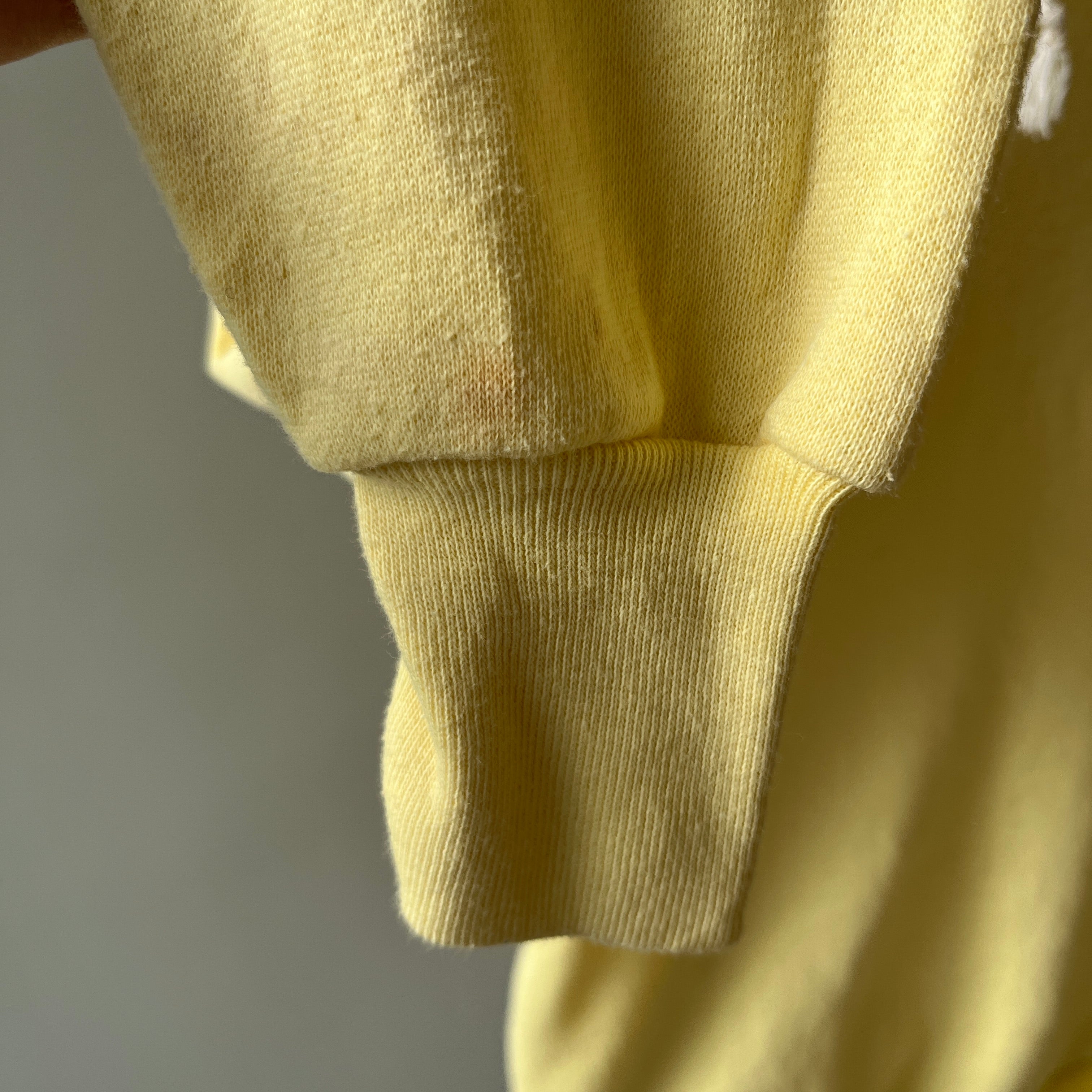 1970s Buttery Yellow Pull Over Hoodie !!!!