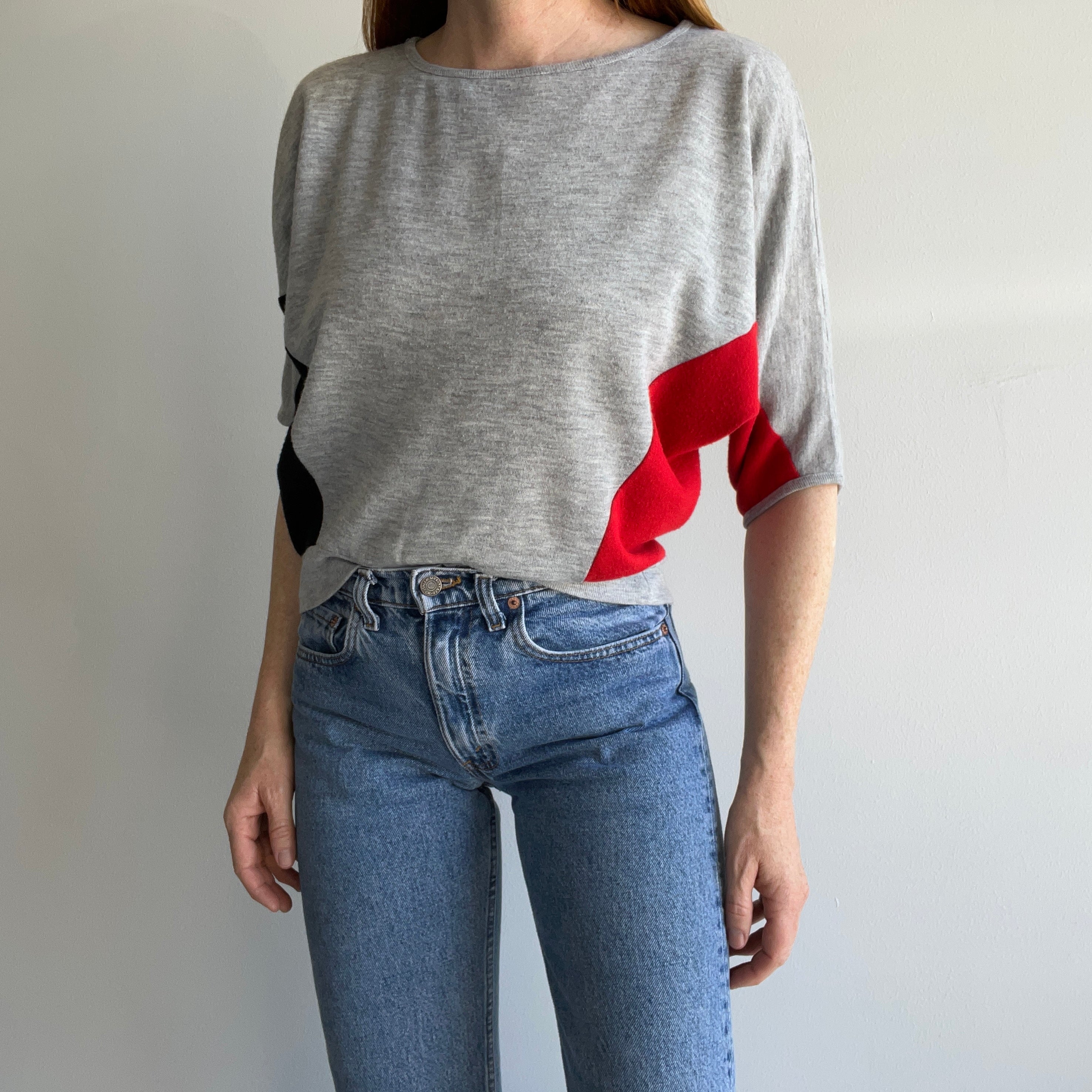 1980s Tri Color Dolman Sleeve Red, Gray and Black Thin/Lightweight 3/4 Sleeve Sweatshirt