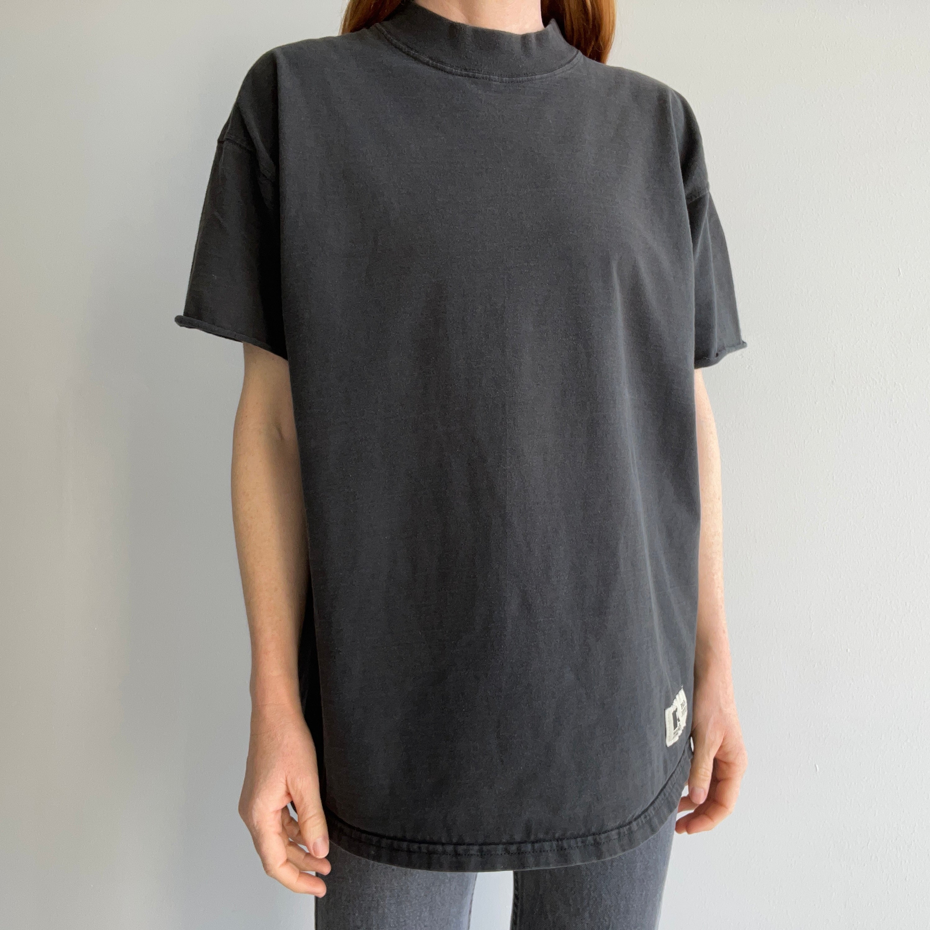 1980/90s Faded Blank Black Cotton T-Shirt with Cut Sleeves By Russell