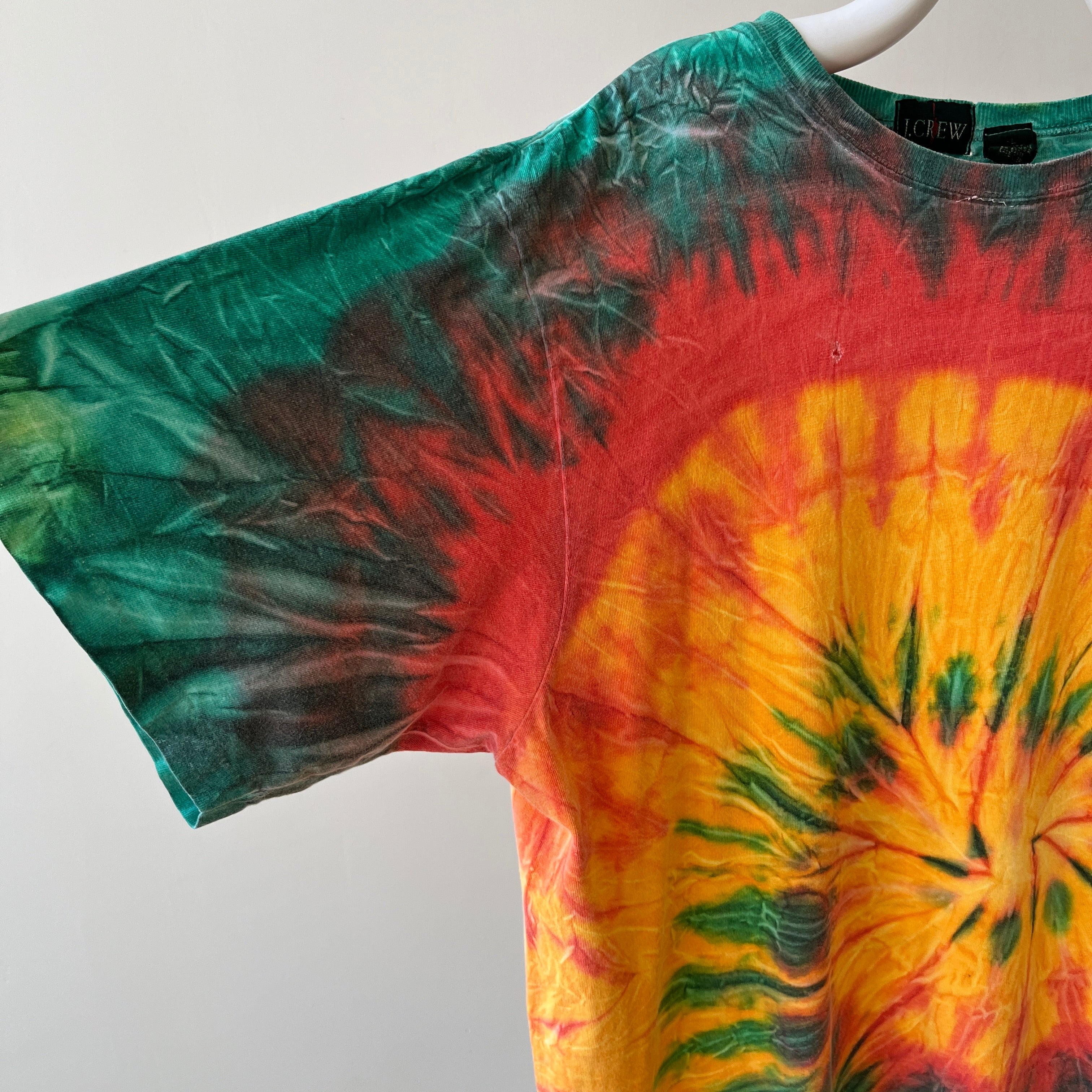 T-shirt teinté de peinture noire vierge des années 00