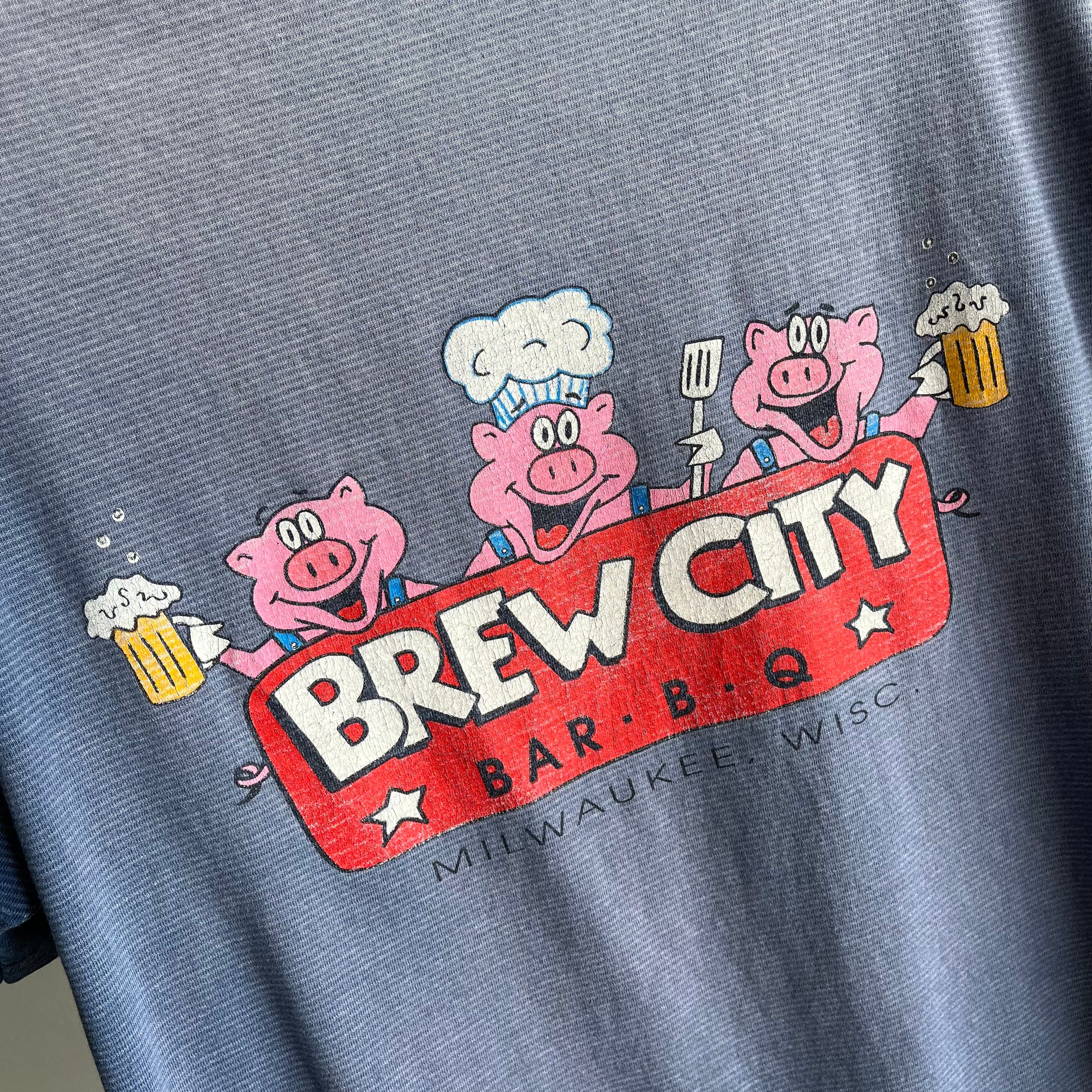 1990s Brew City BBQ Milwaukee, Wisconsin Ultra Sun Faded T-Shirt