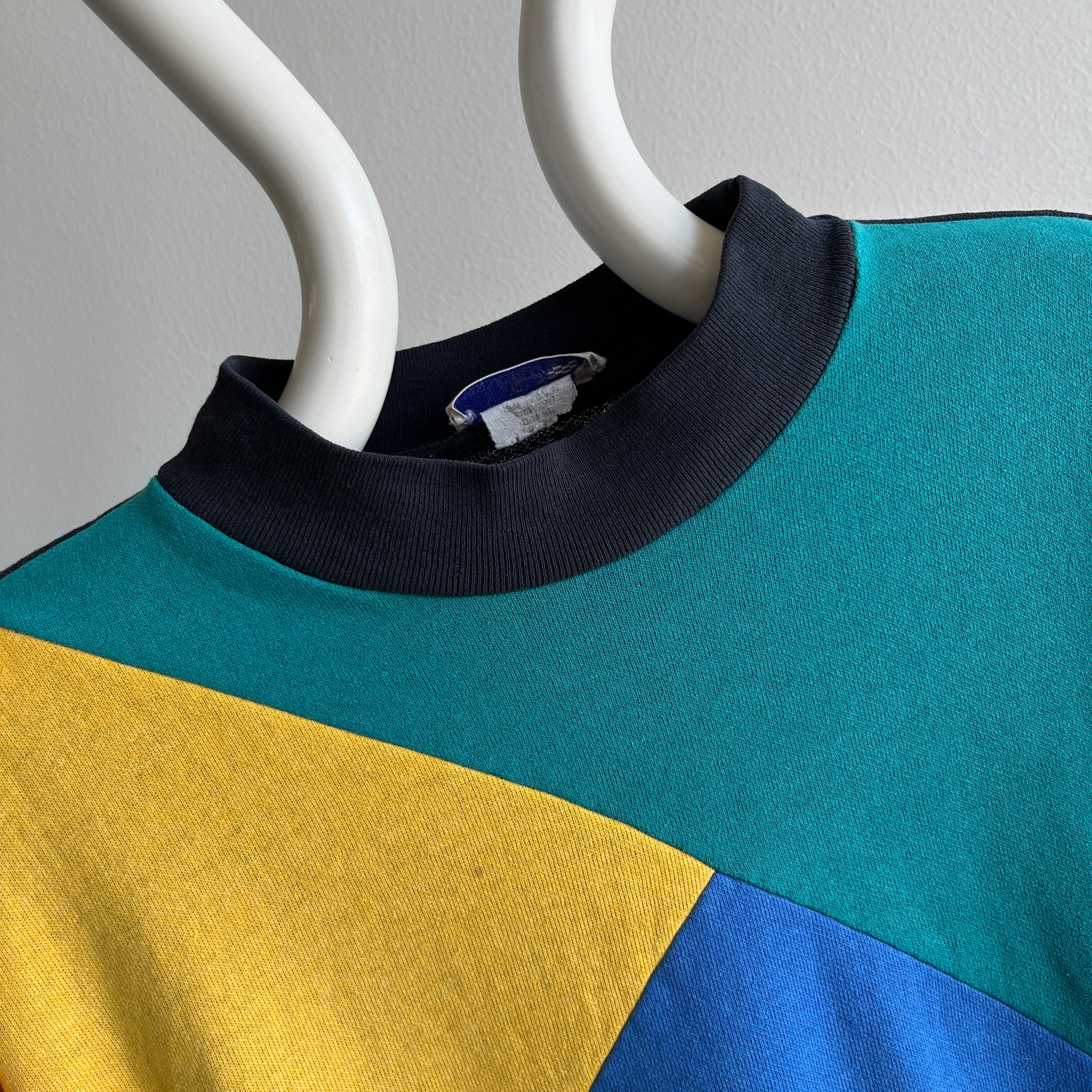 1980s Thin and Slouchy Color Block Mock Neck Sweatshirt (Lightweight)