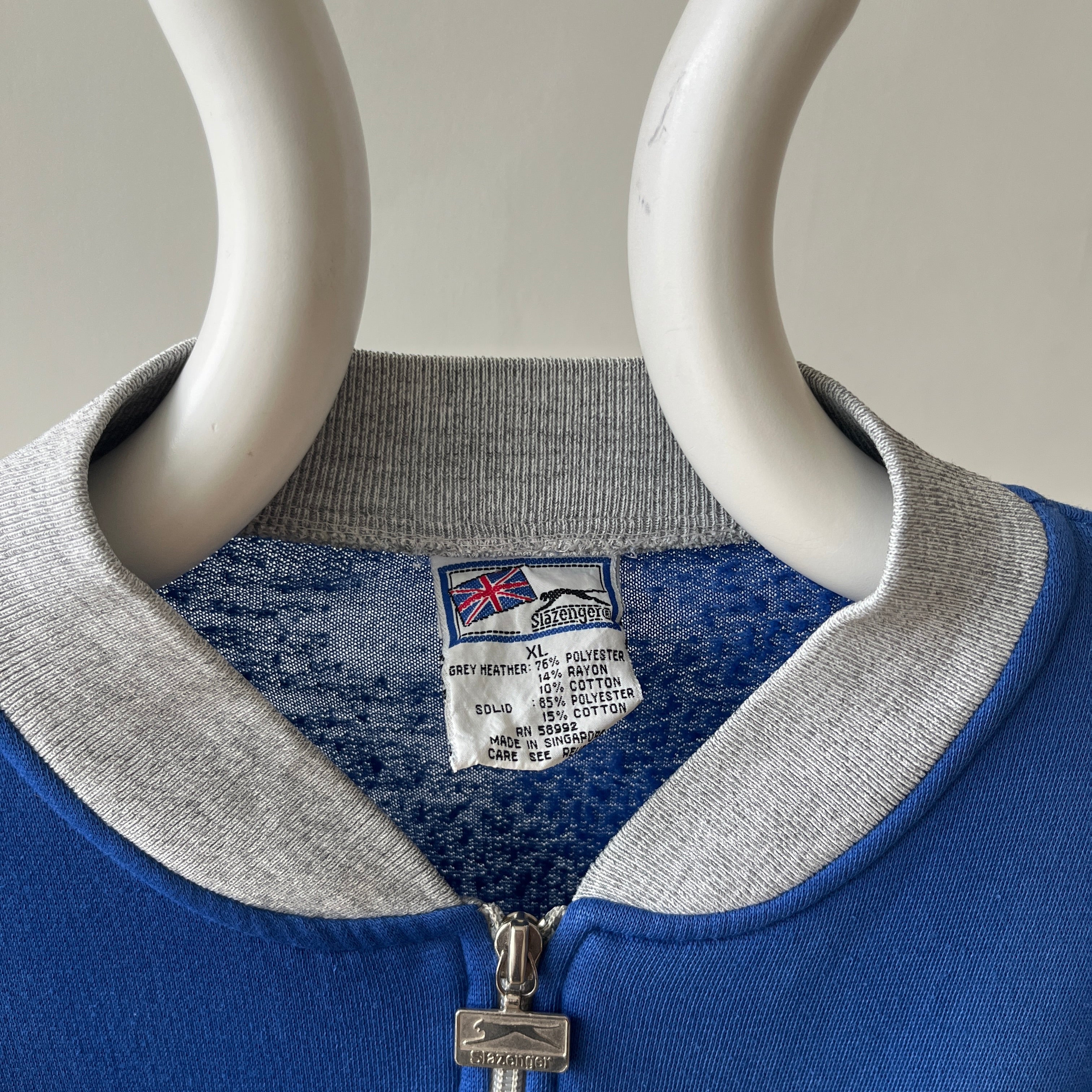 Brouillon de sweat-shirt vierge