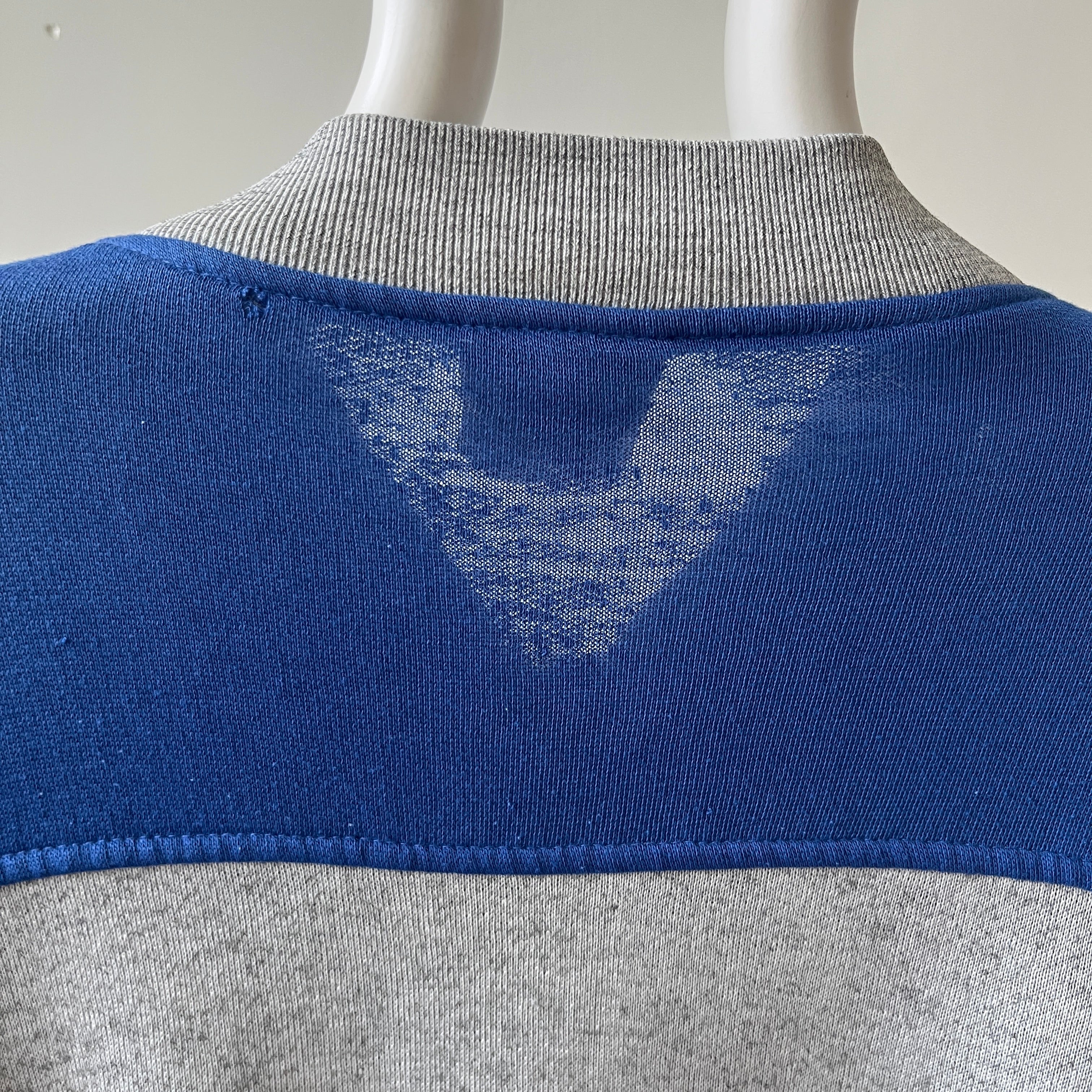 Brouillon de sweat-shirt vierge