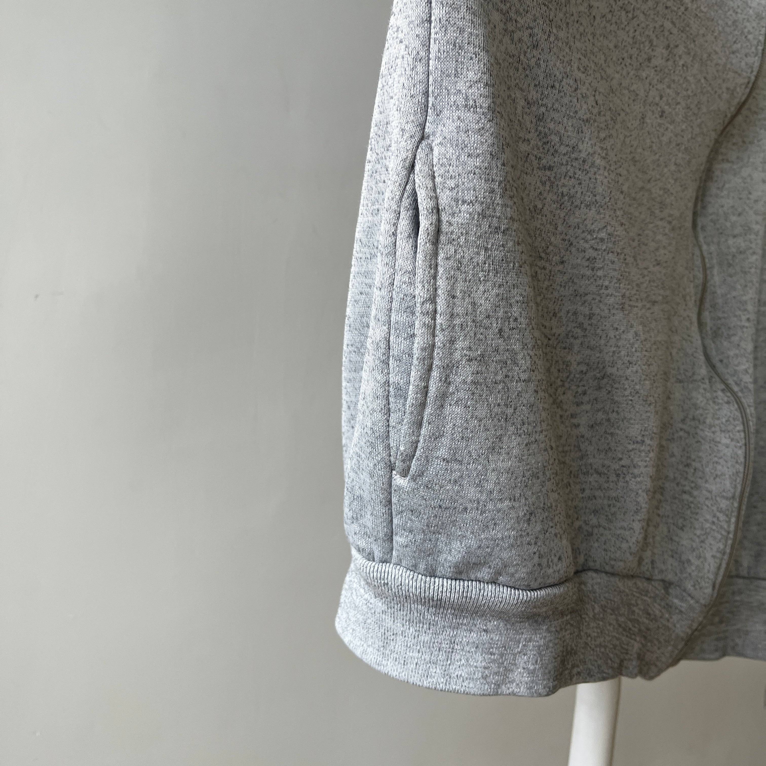 Brouillon de sweat-shirt vierge