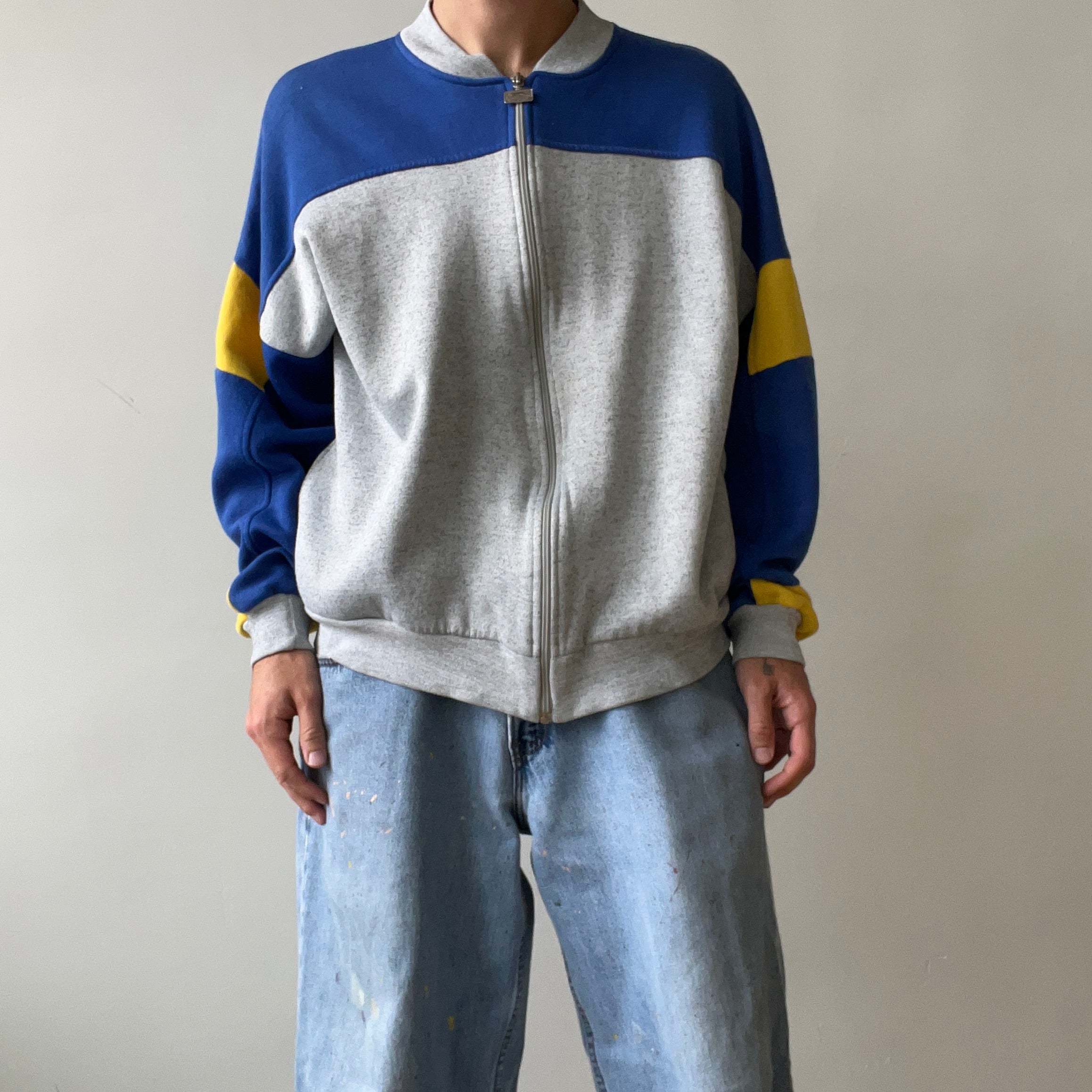 Brouillon de sweat-shirt vierge