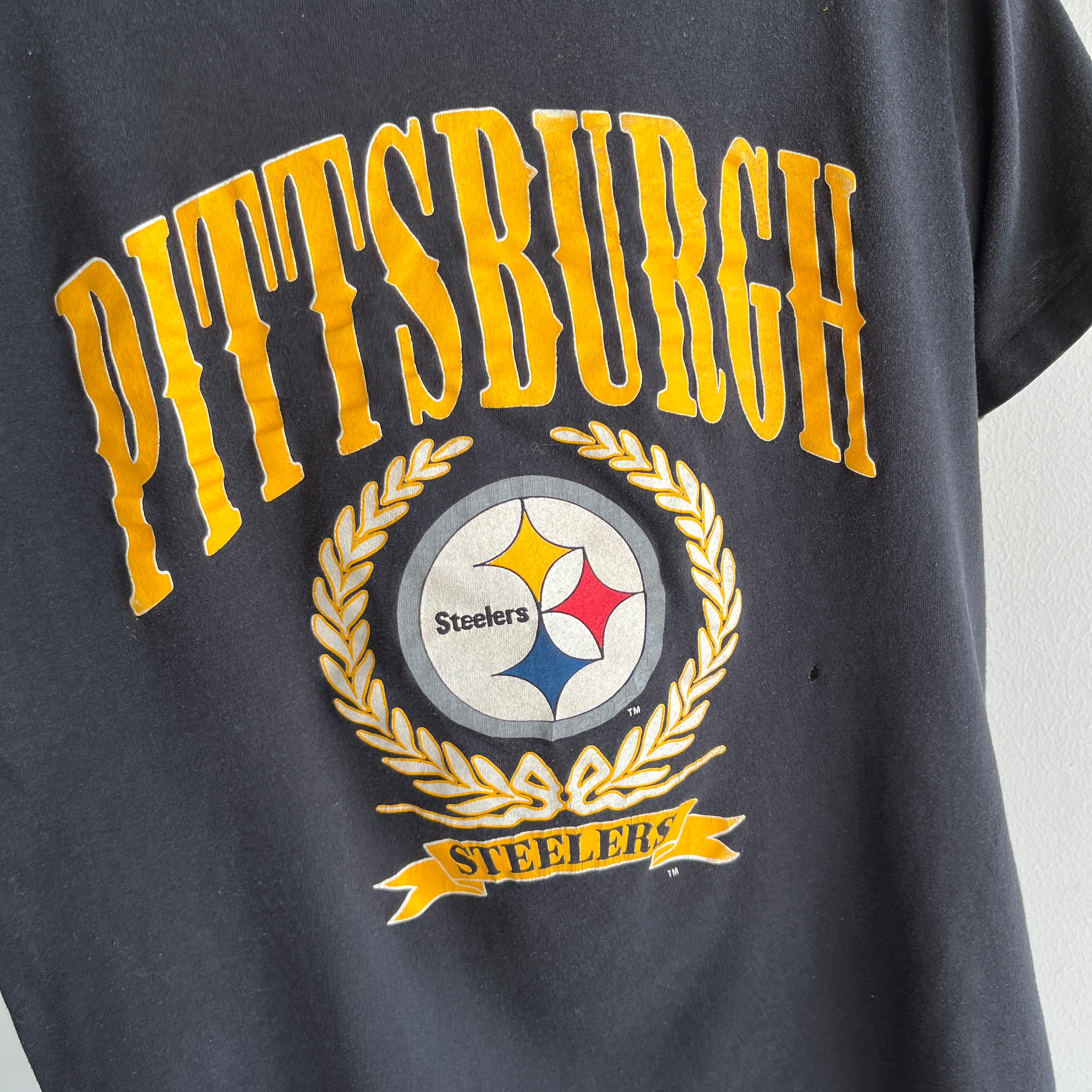1980s Pittsburg Steelers NFL (Now For Ladies) T-Shirt by Artex