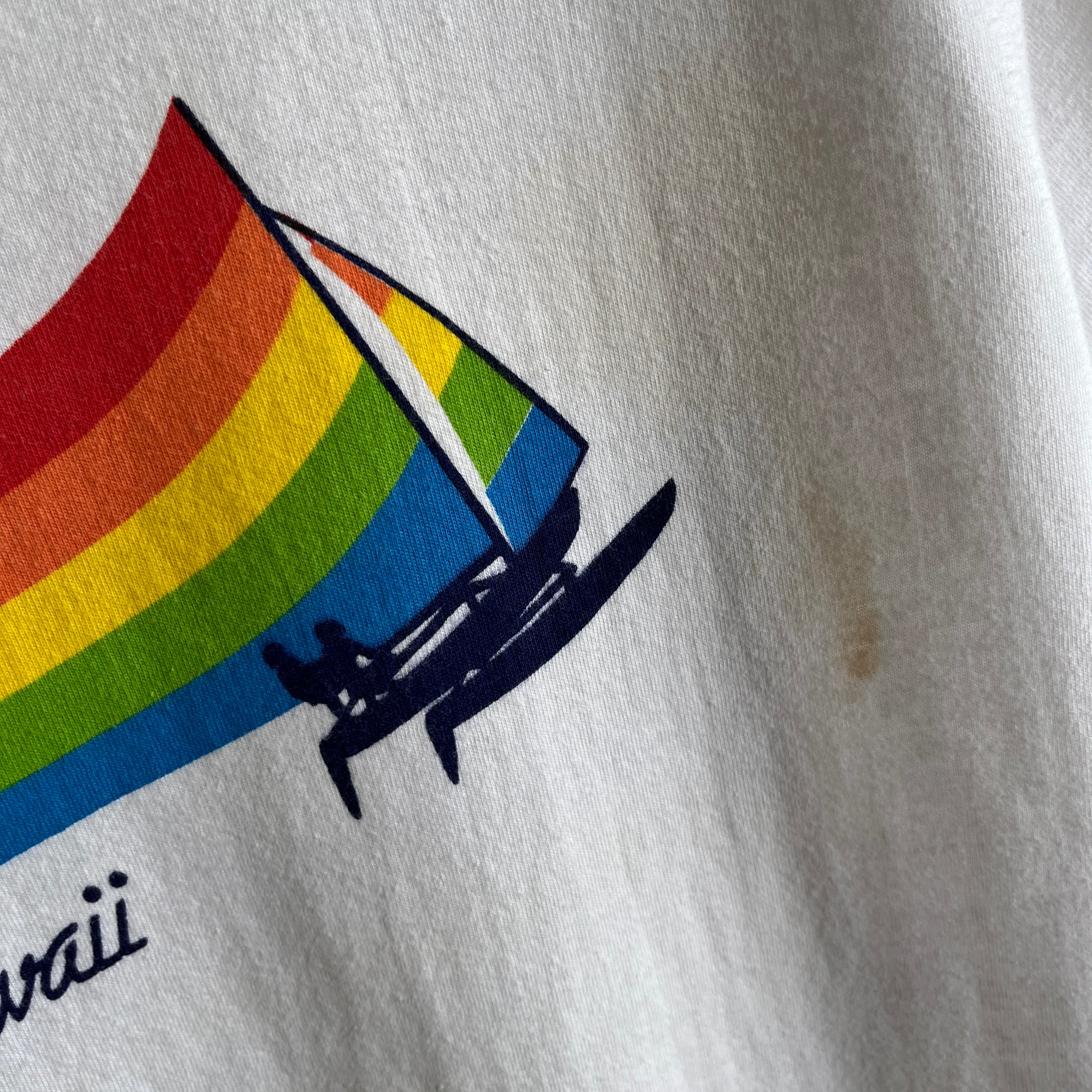 1980s Hawaii T-Shirt on a Crazy Shirts !!! (Collectible)