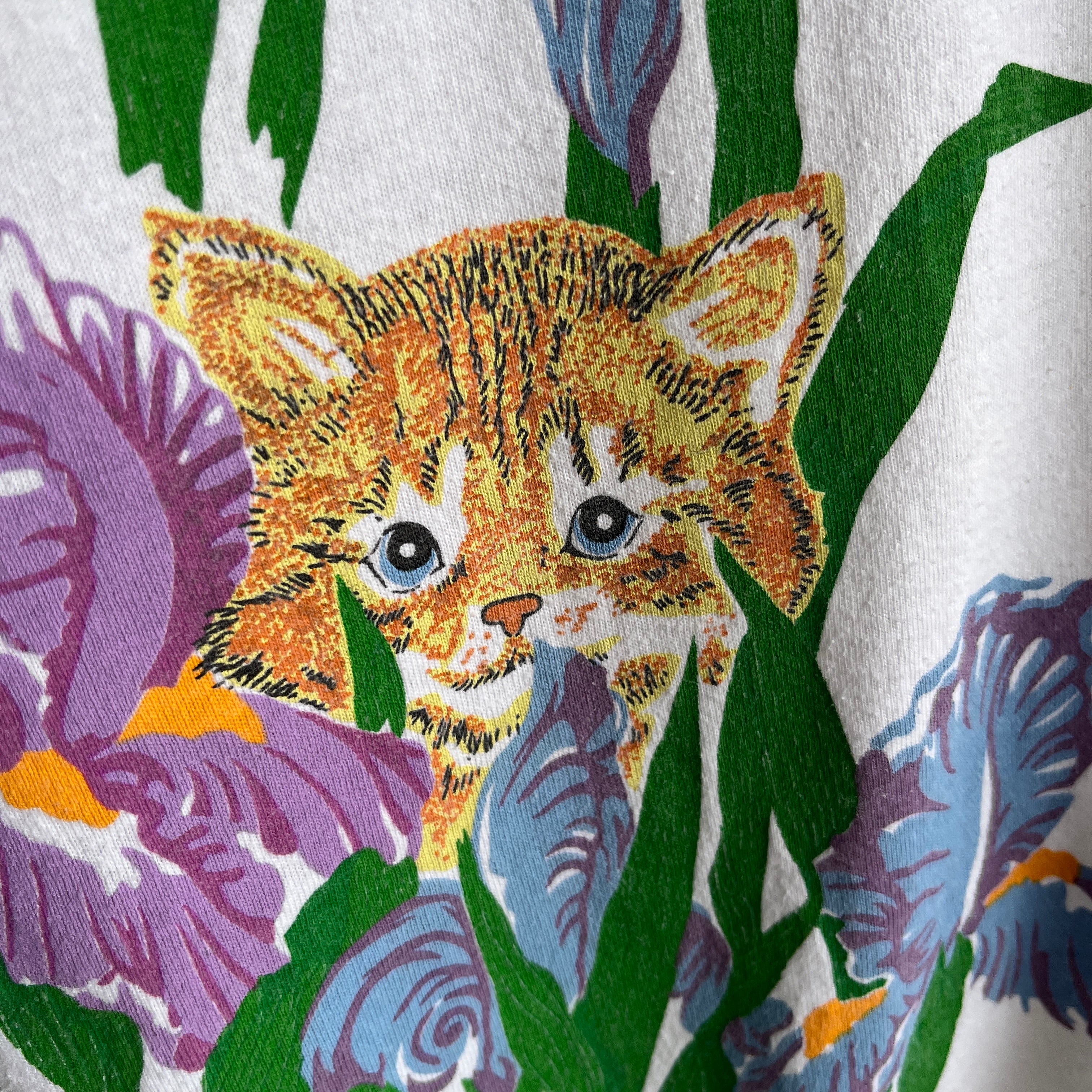 1980s Lil Kitty Cat In the Garden Most Amazing Tee