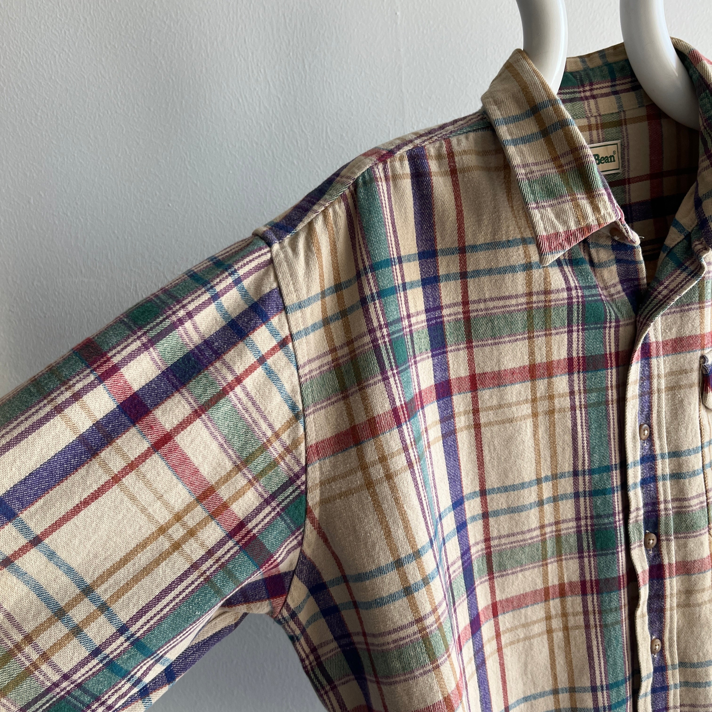 1990s L.L.Bean Single Pocket Cotton Flannel/Shirt - Yes Please!