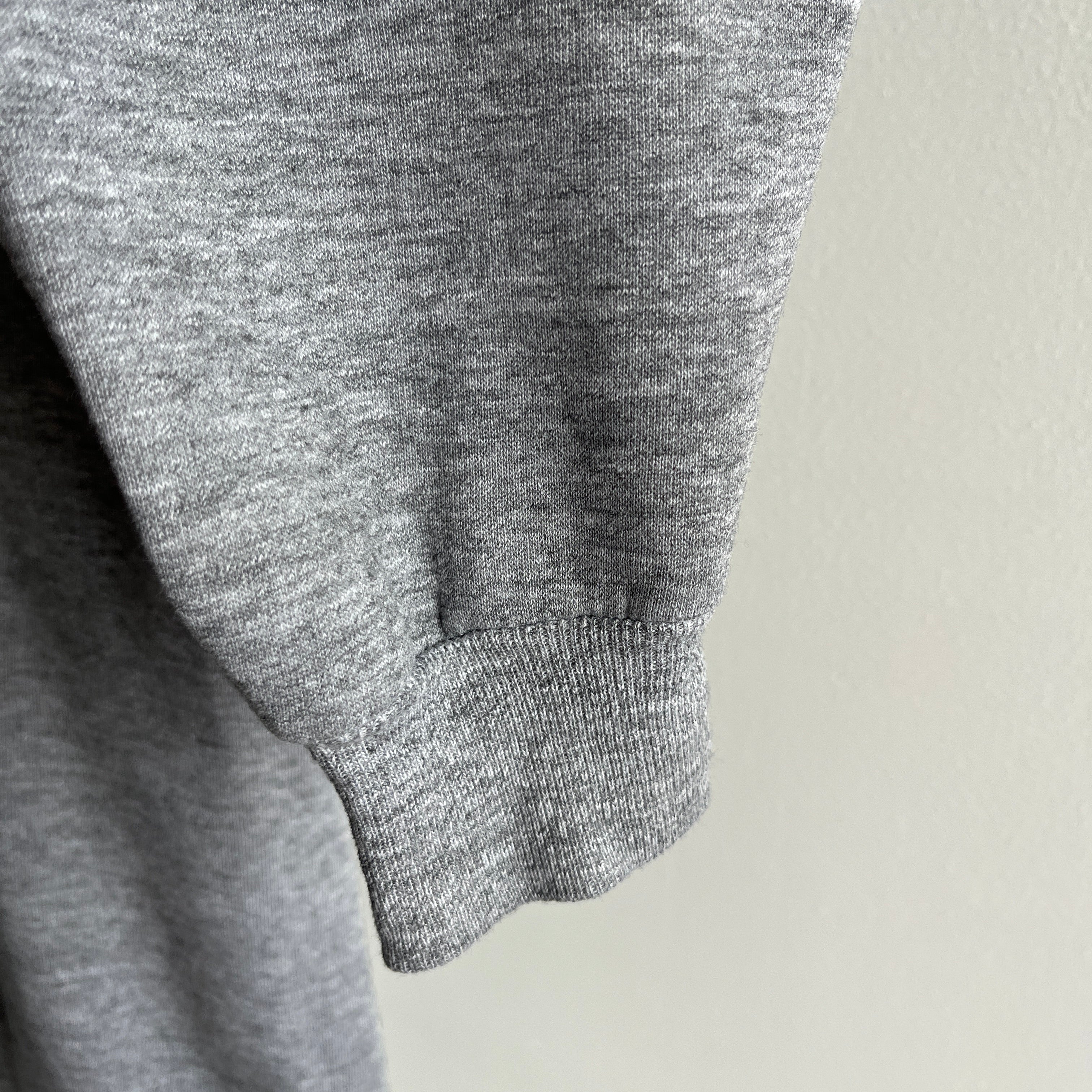 00s Heavy Weight Blank Black Sweatshirt par FOTL - Structuré