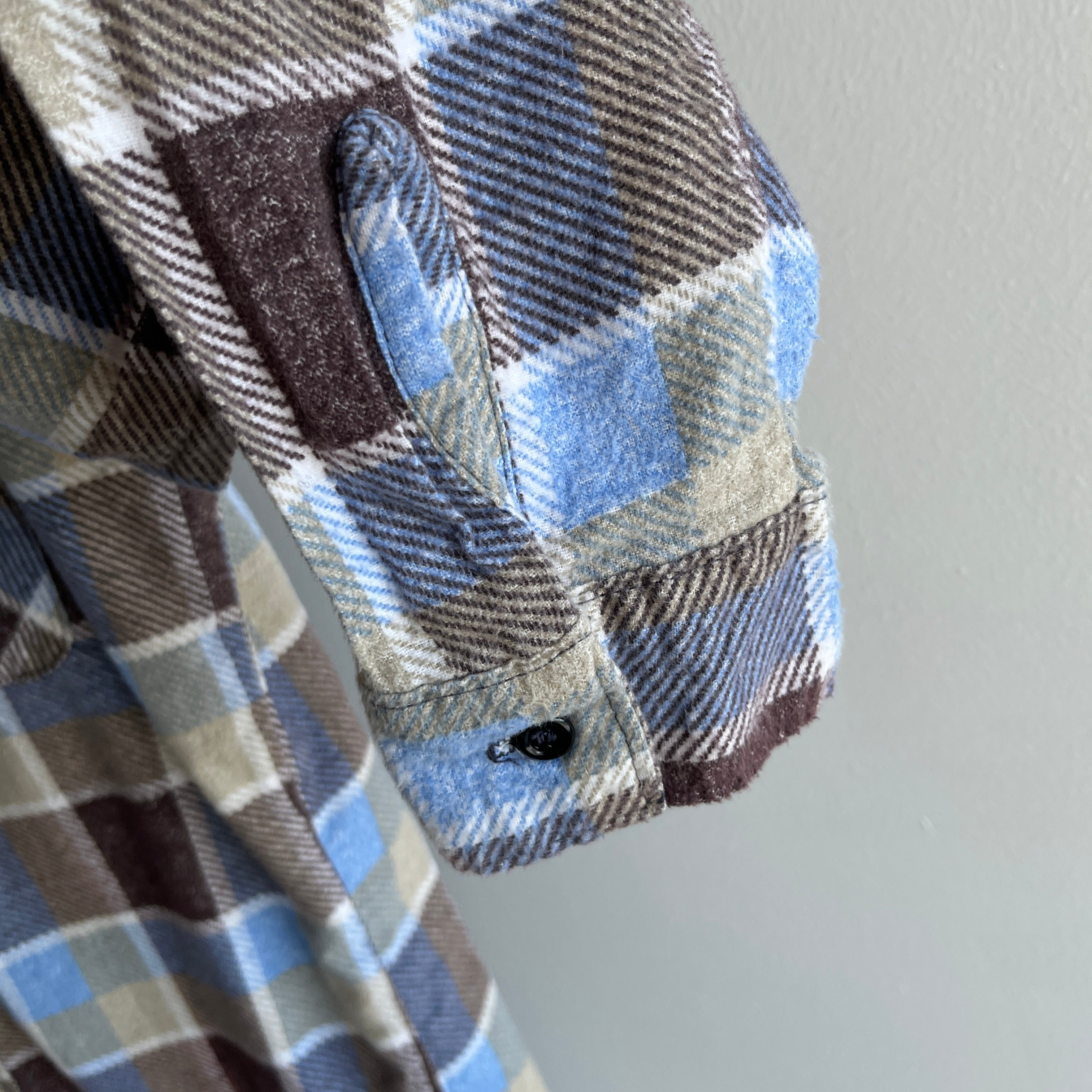 1980/90s Lightweight Longer Single Sided Soft Five Brothers Flannel