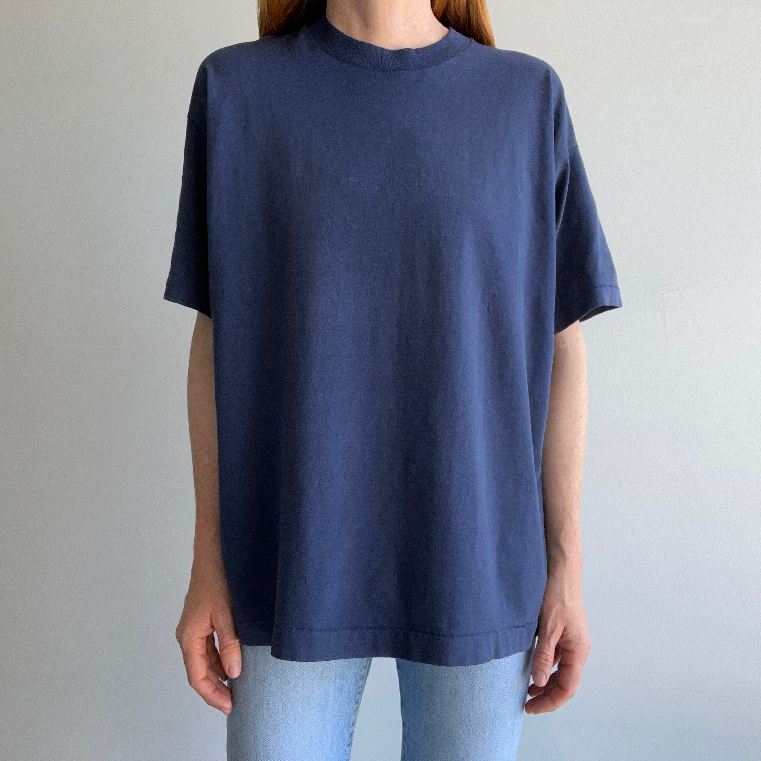 1980/90s Nicely Worn Blank Navy Single Stitch T-Shirt