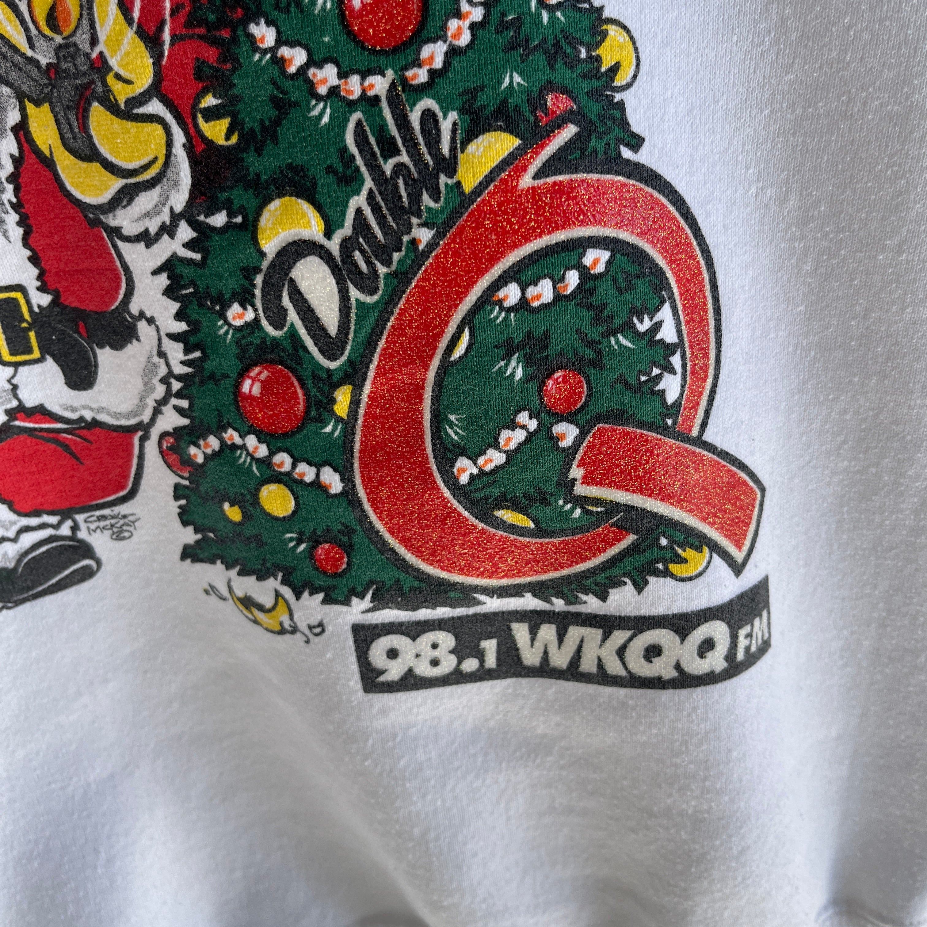 1980s 98.1 WKQQ FM Kentucky's Rock Station Derelict Santa Sweatshirt