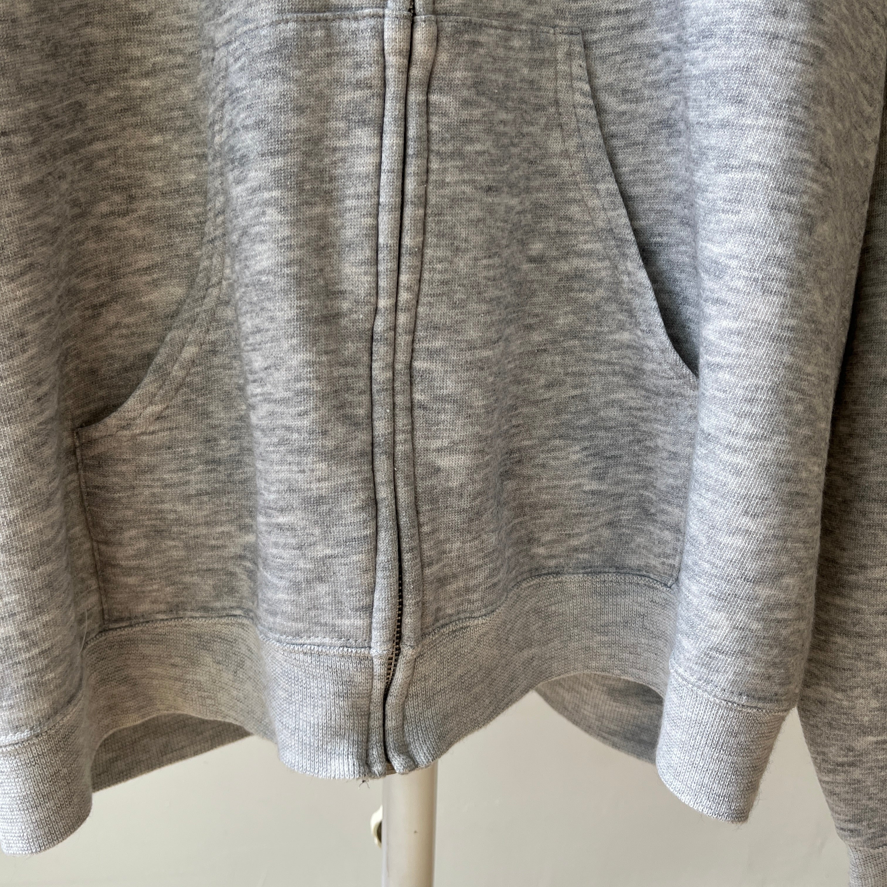 00s Heavy Weight Blank Black Sweatshirt par FOTL - Structuré