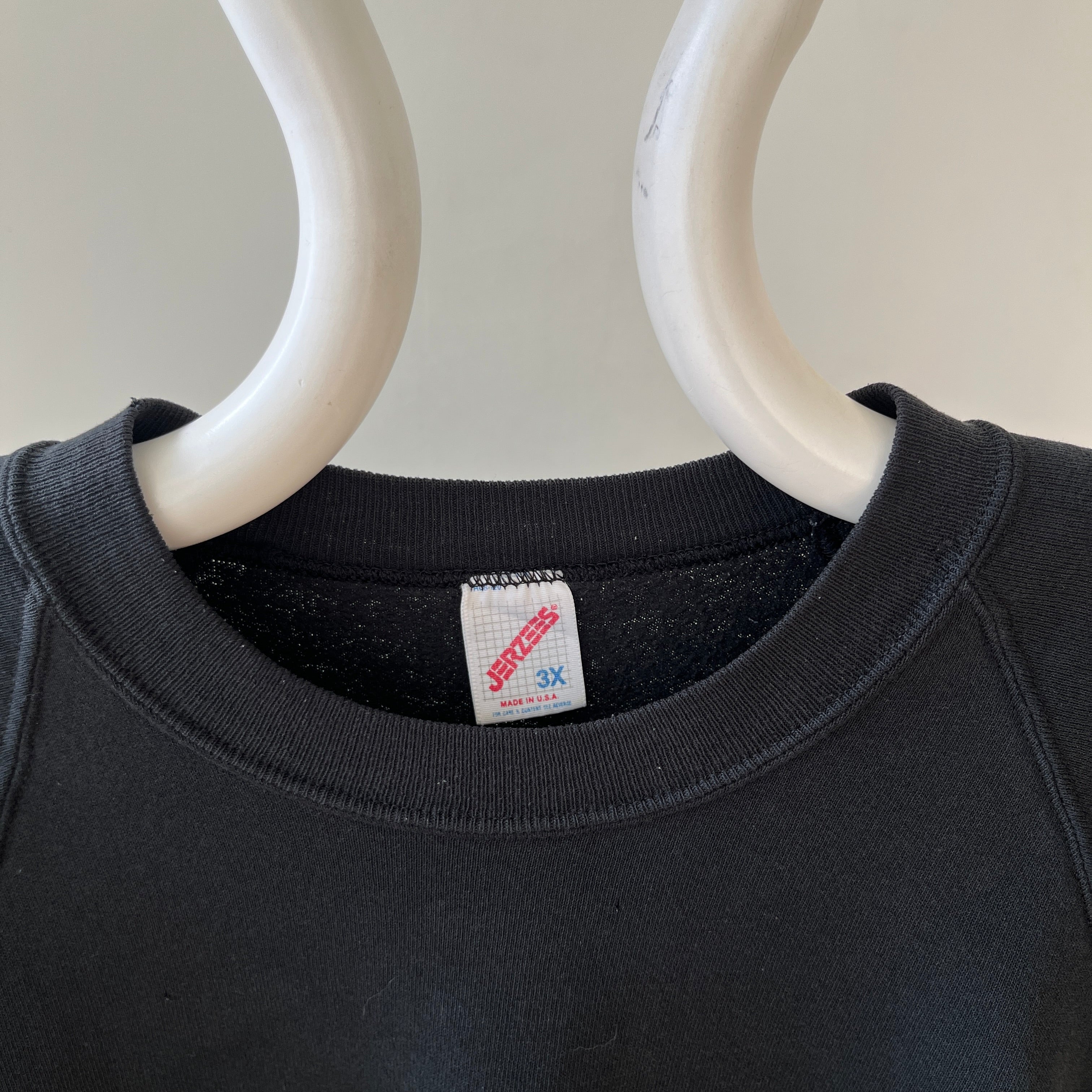 1980s Blank Black Raglan Sweatshirt - DREAMY