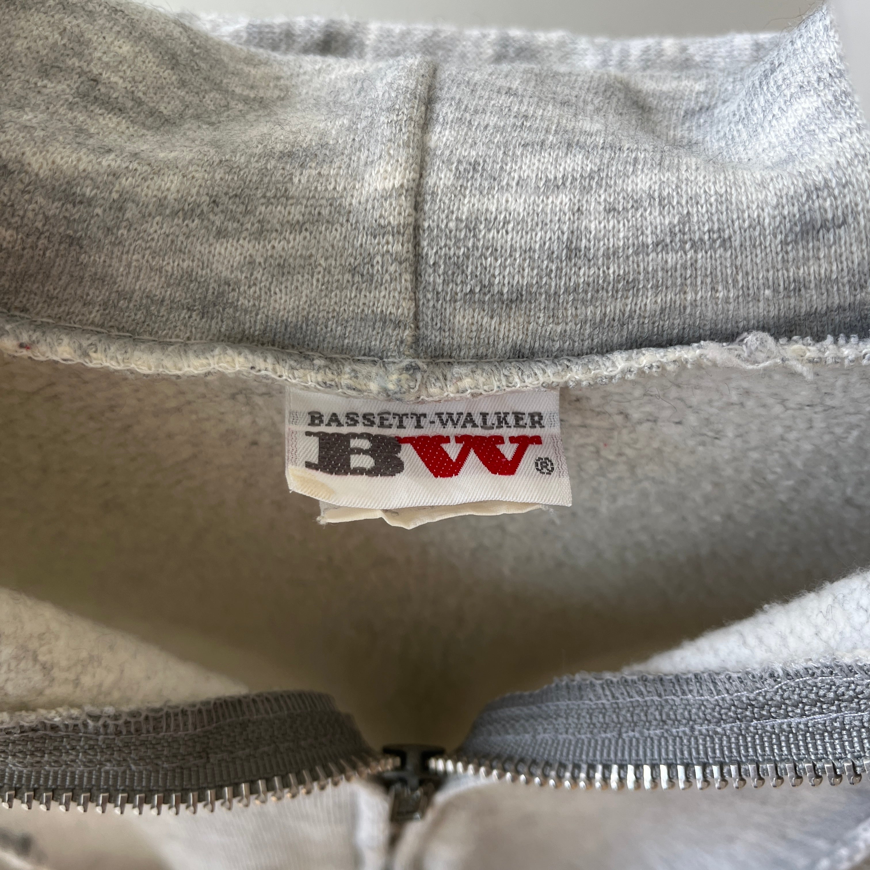 00s Heavy Weight Blank Black Sweatshirt par FOTL - Structuré