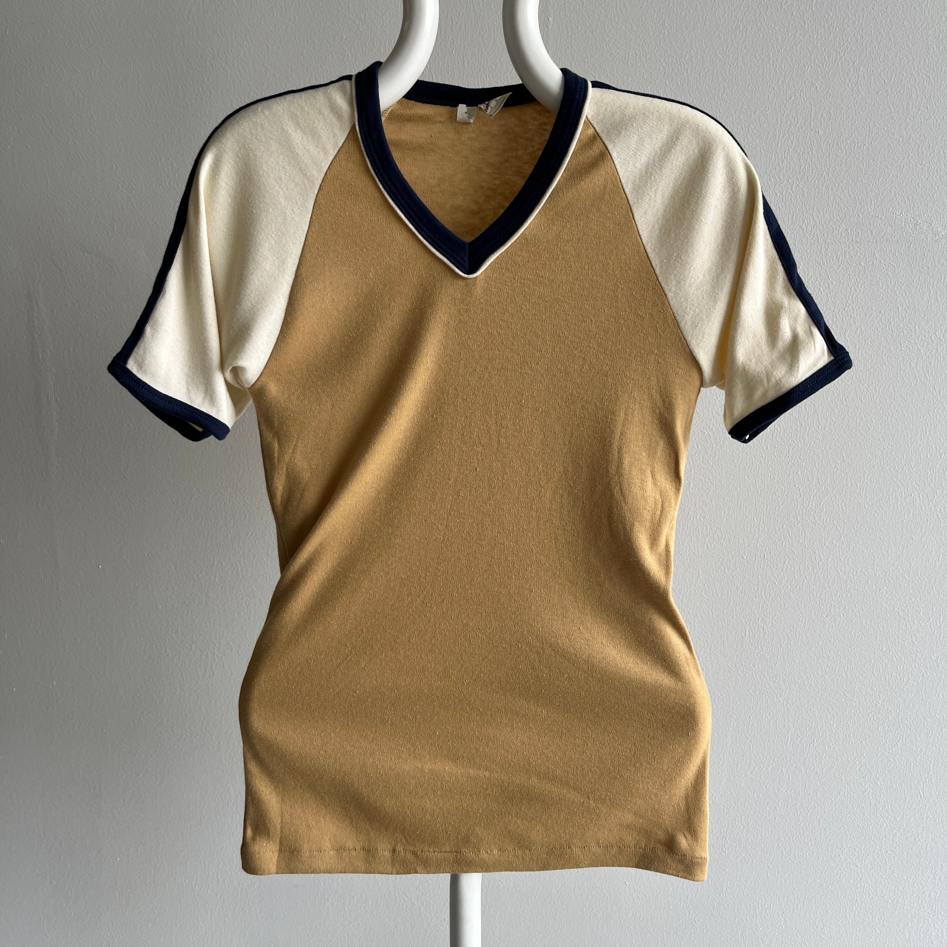 1970/80s Tri Colored Fitted V-Neck Ring T-Shirt - Jersey Knit