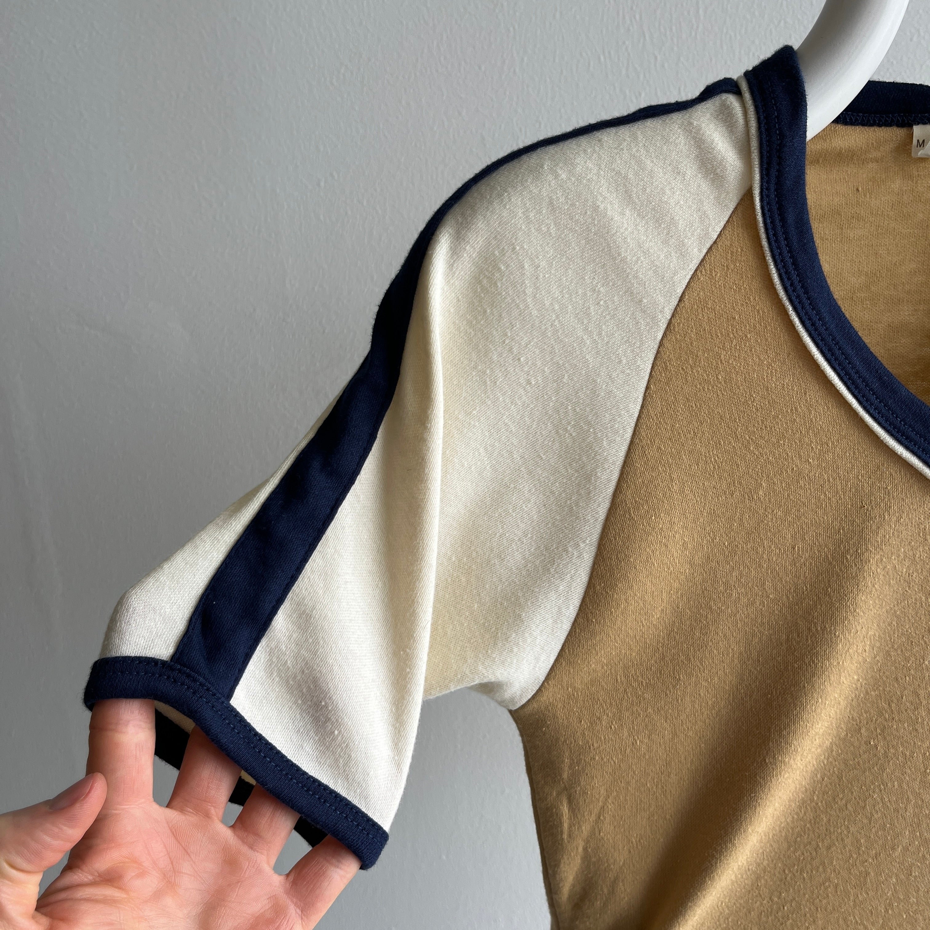 1970/80s Tri Colored Fitted V-Neck Ring T-Shirt - Jersey Knit