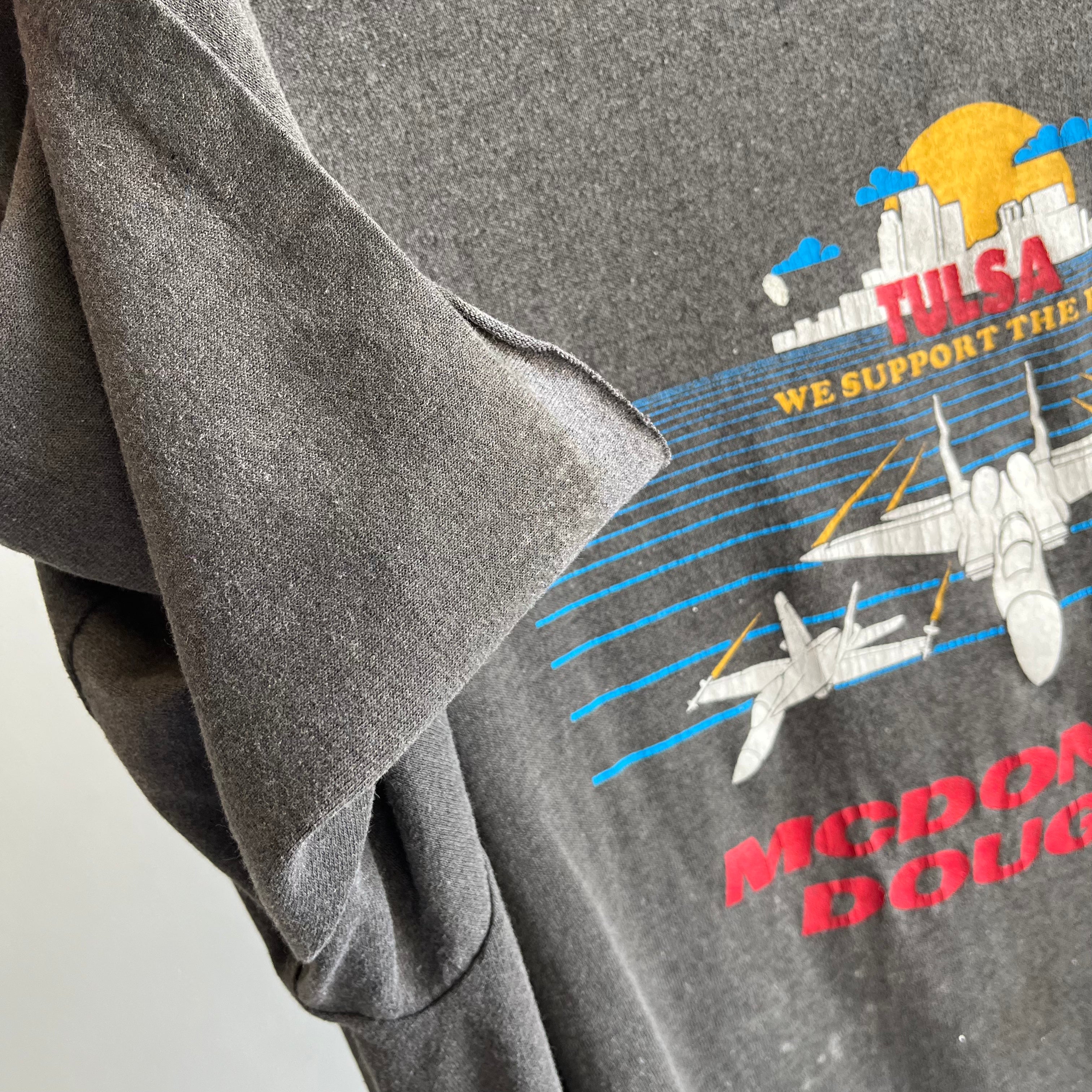 1990s McDonnel Douglas Tulsa - Aerospace Bomber Plant that Closed in 1993 - T-Shirt