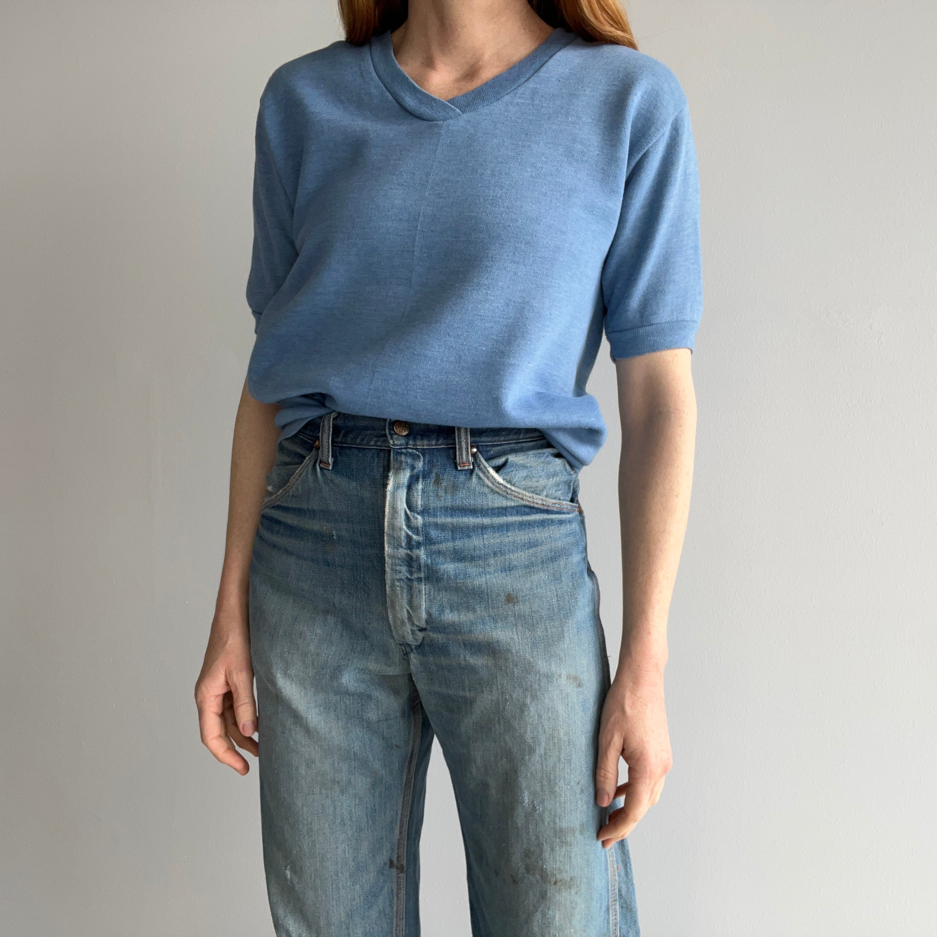 1970s Slate Blue V-Neck Warm Up - SO GOOD