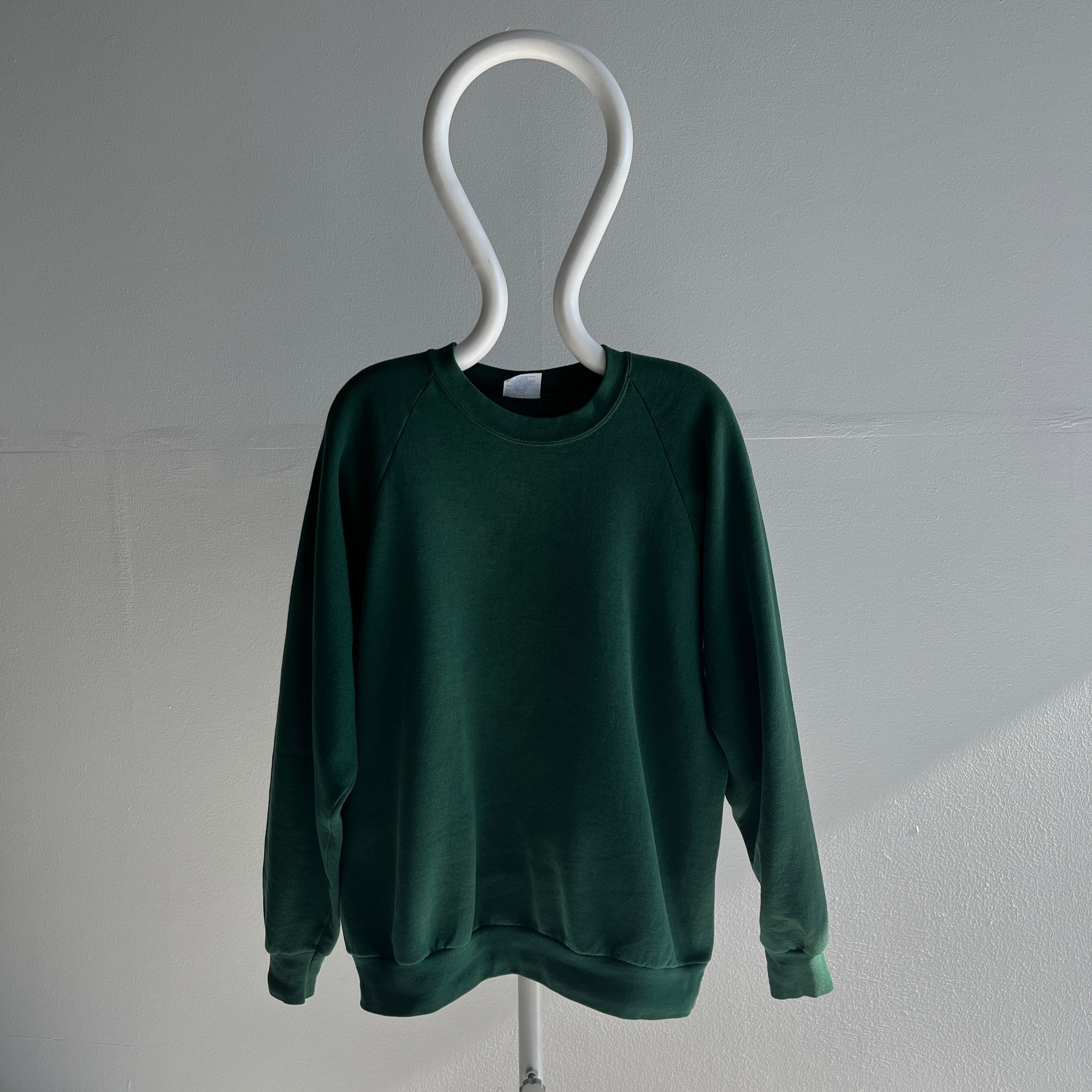 1980s Rad Sun Faded Forest Green Nice Worn Sweatshirt