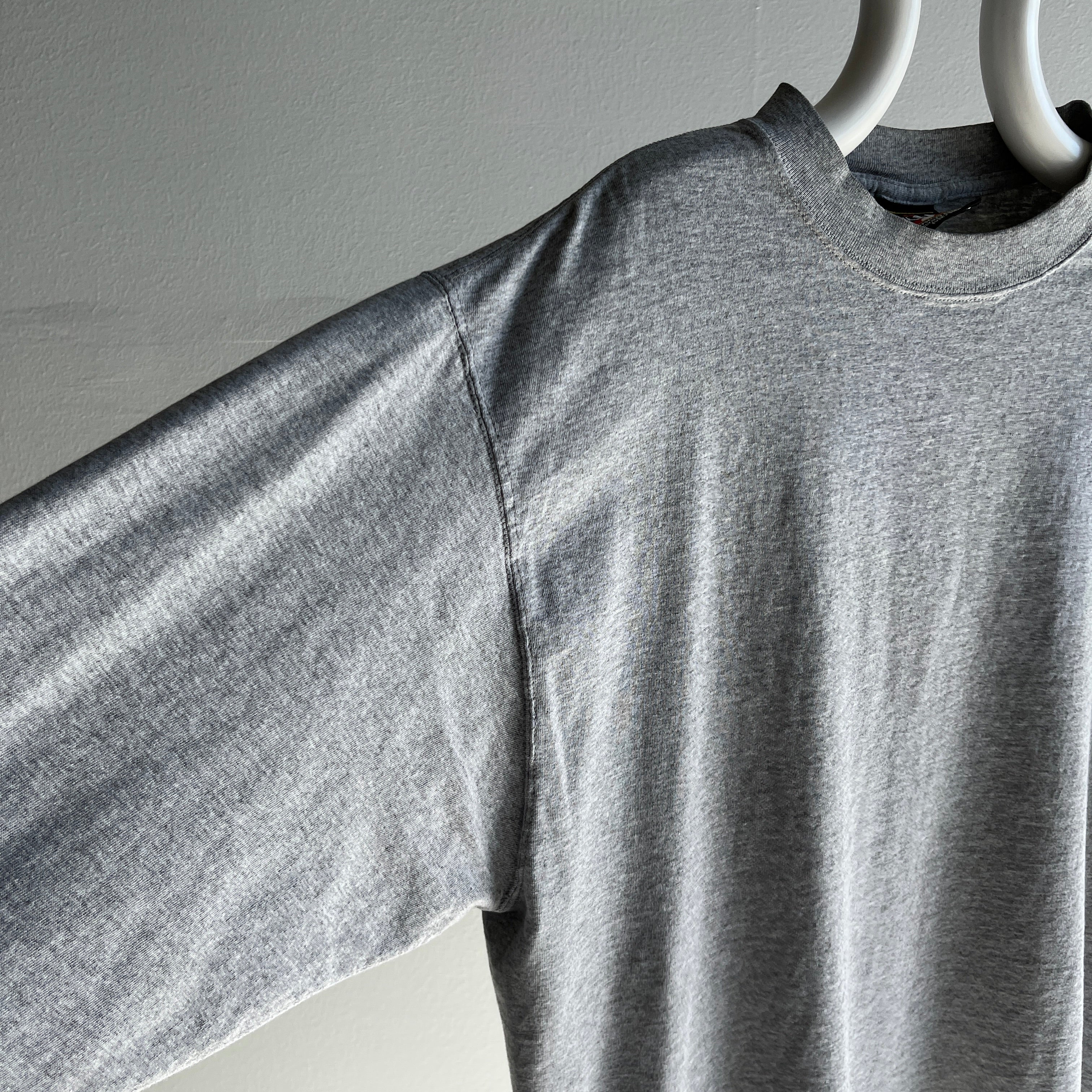 1990s Blank Gray Long Sleeve Olympic USA T-Shirt