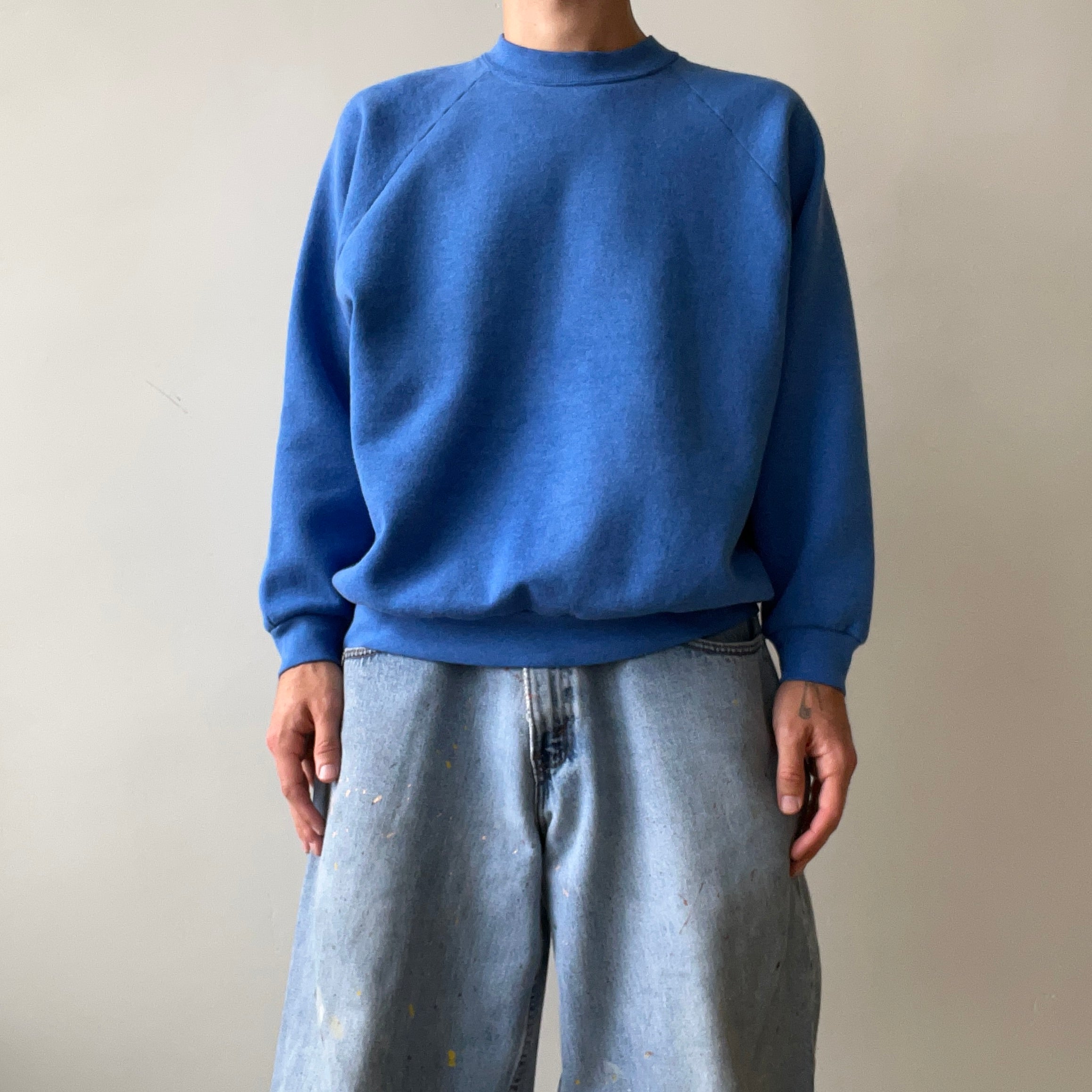 Brouillon de sweat-shirt vierge