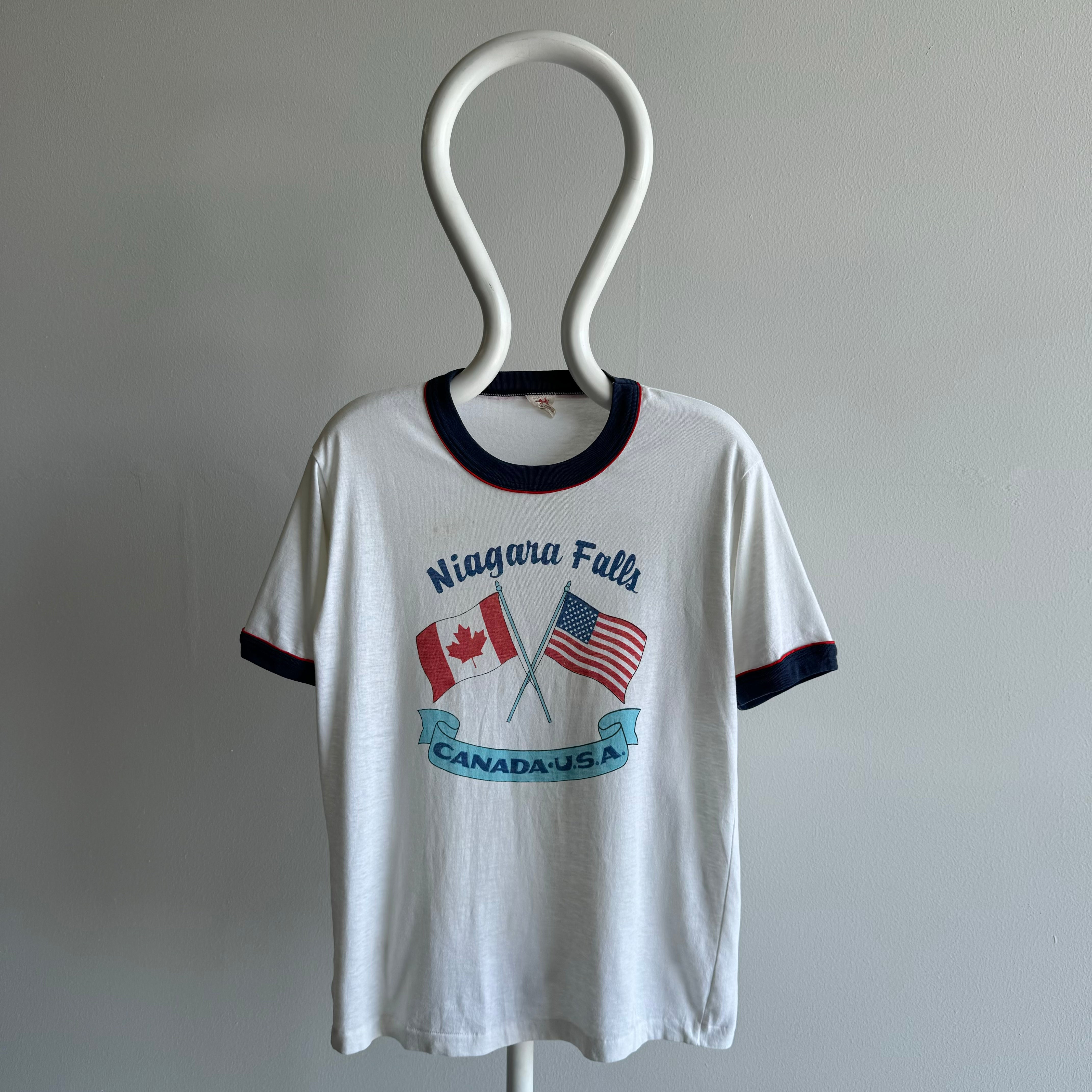 1970s Niagara Falls Canada x USA Ring T-Shirt