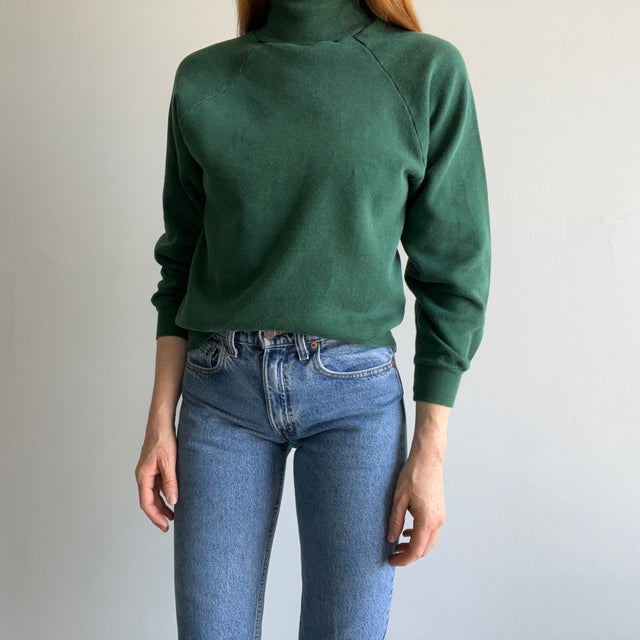 1970s Adorable Forest Green Turtleneck Sweatshirt - THE BEST