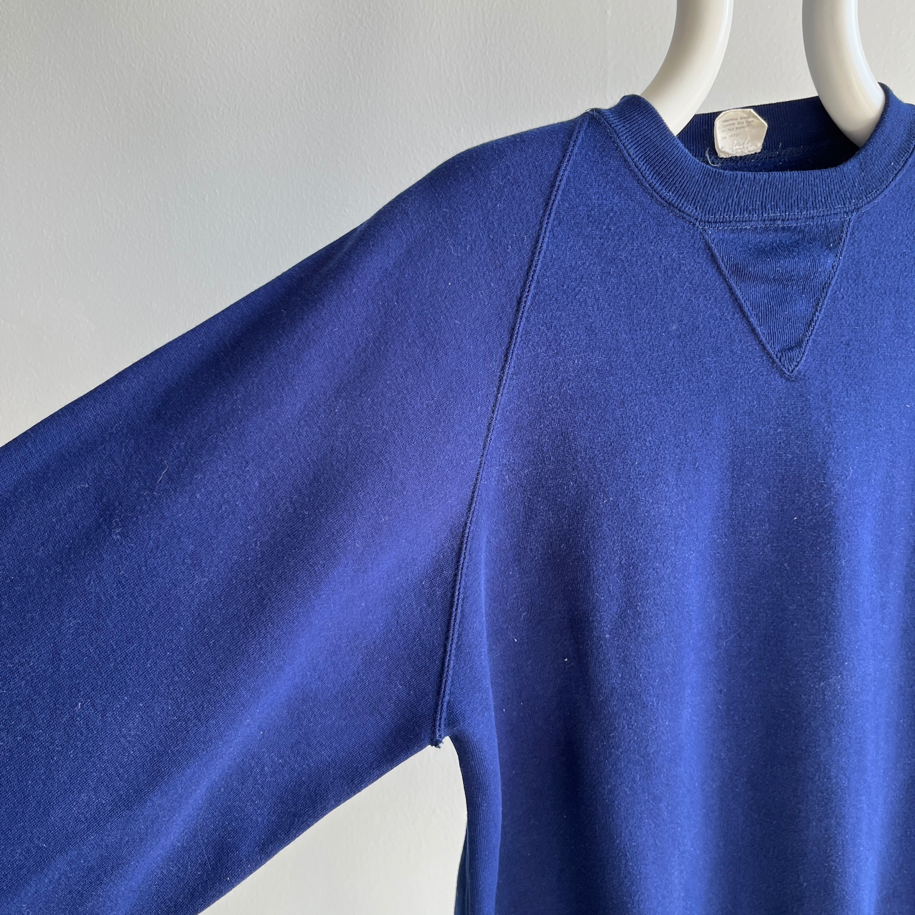 1970s Single V Creslan Acrylic Dark Navy Sweatshirt/Sweater