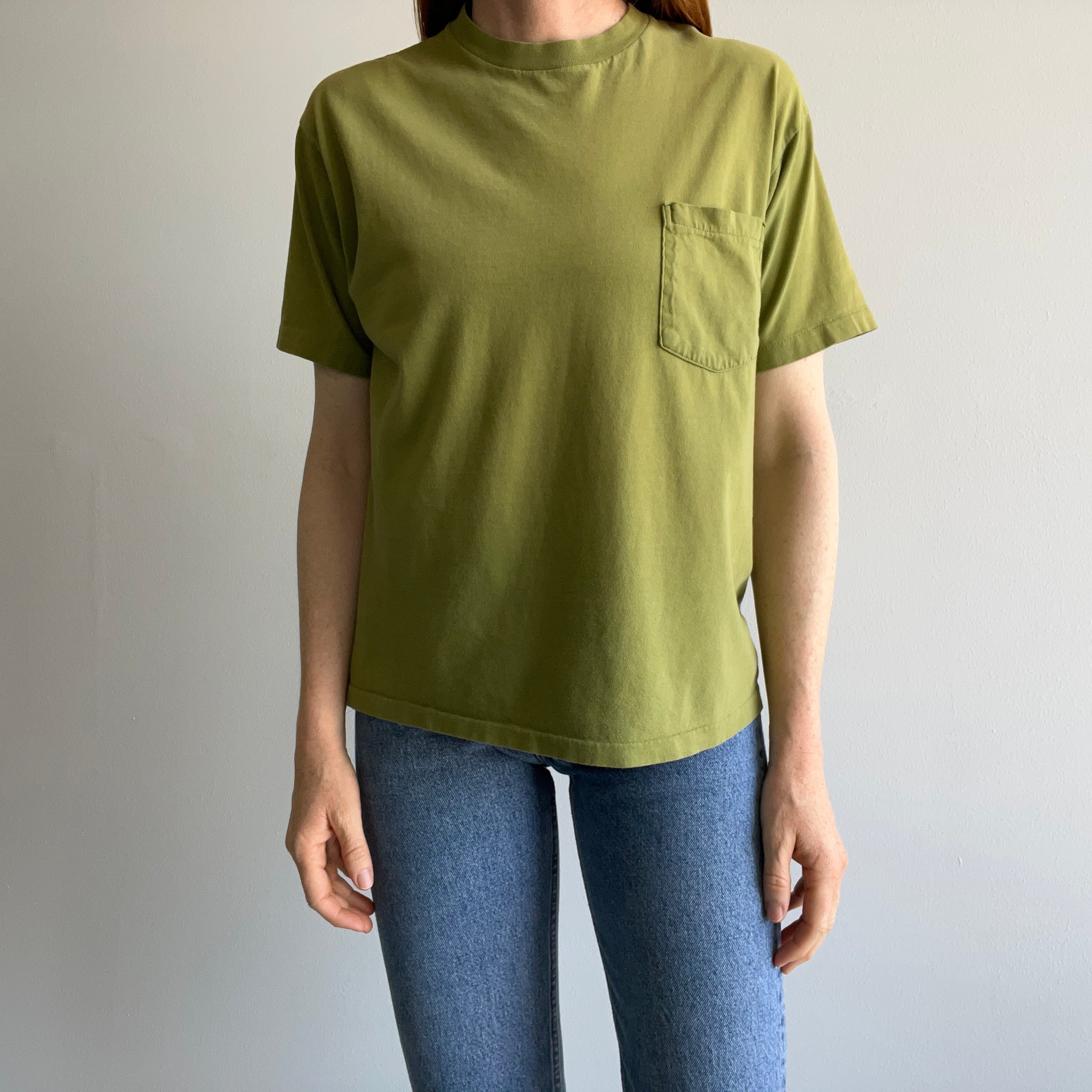 1980s Blank Soft and Worn Olive Green Pocket T-Shirt