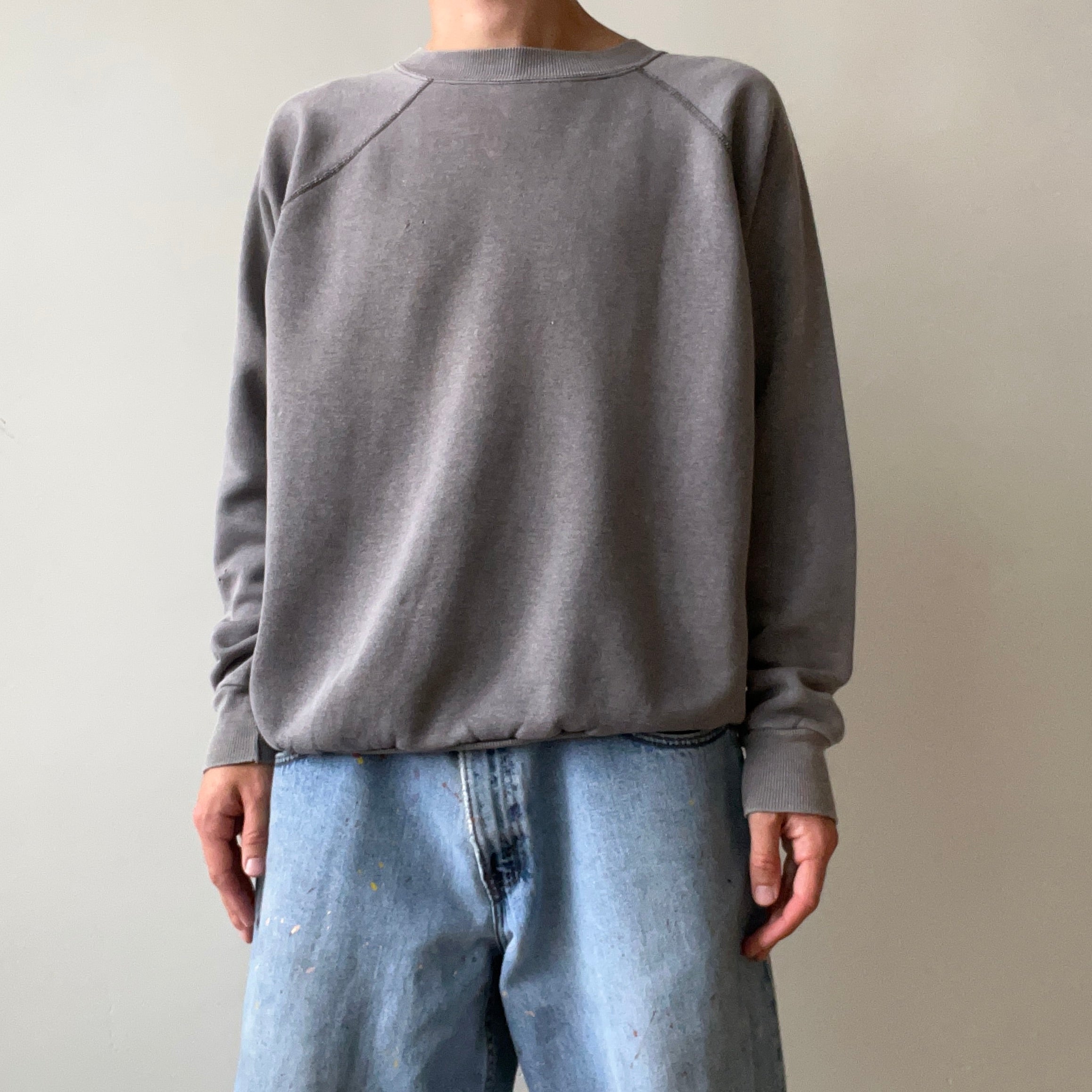 Brouillon de sweat-shirt vierge