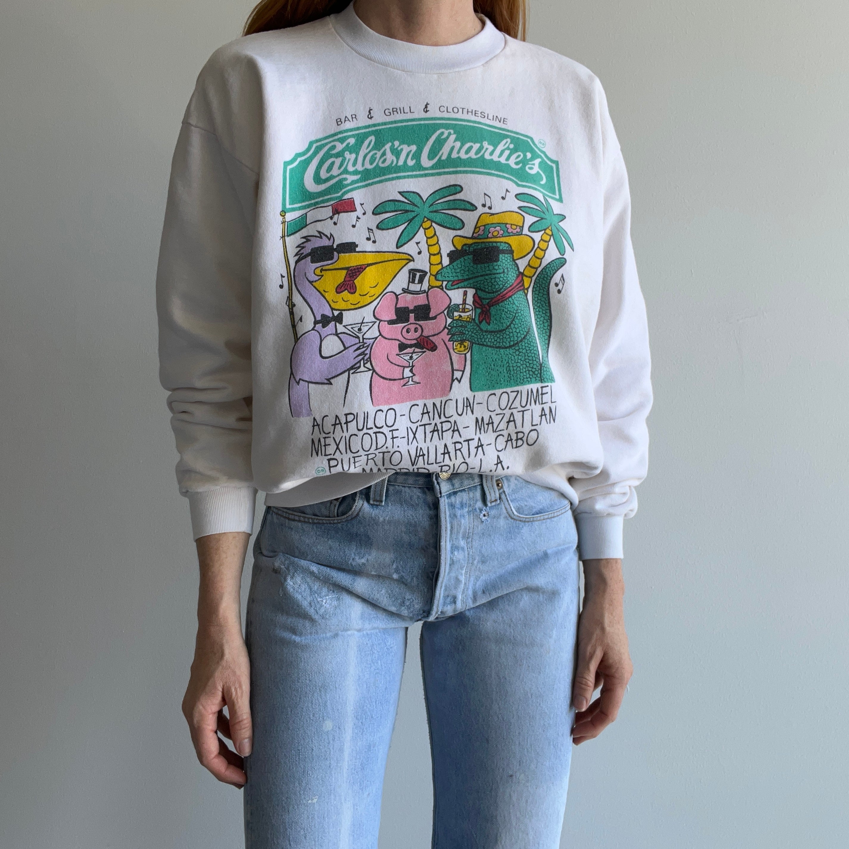 1980/90s Cotton Carlos n Charlie's Bar and Grill and Clothesline Sweatshirt