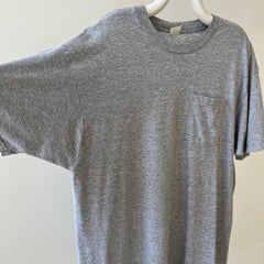 T-shirt teinté de peinture noire vierge des années 00
