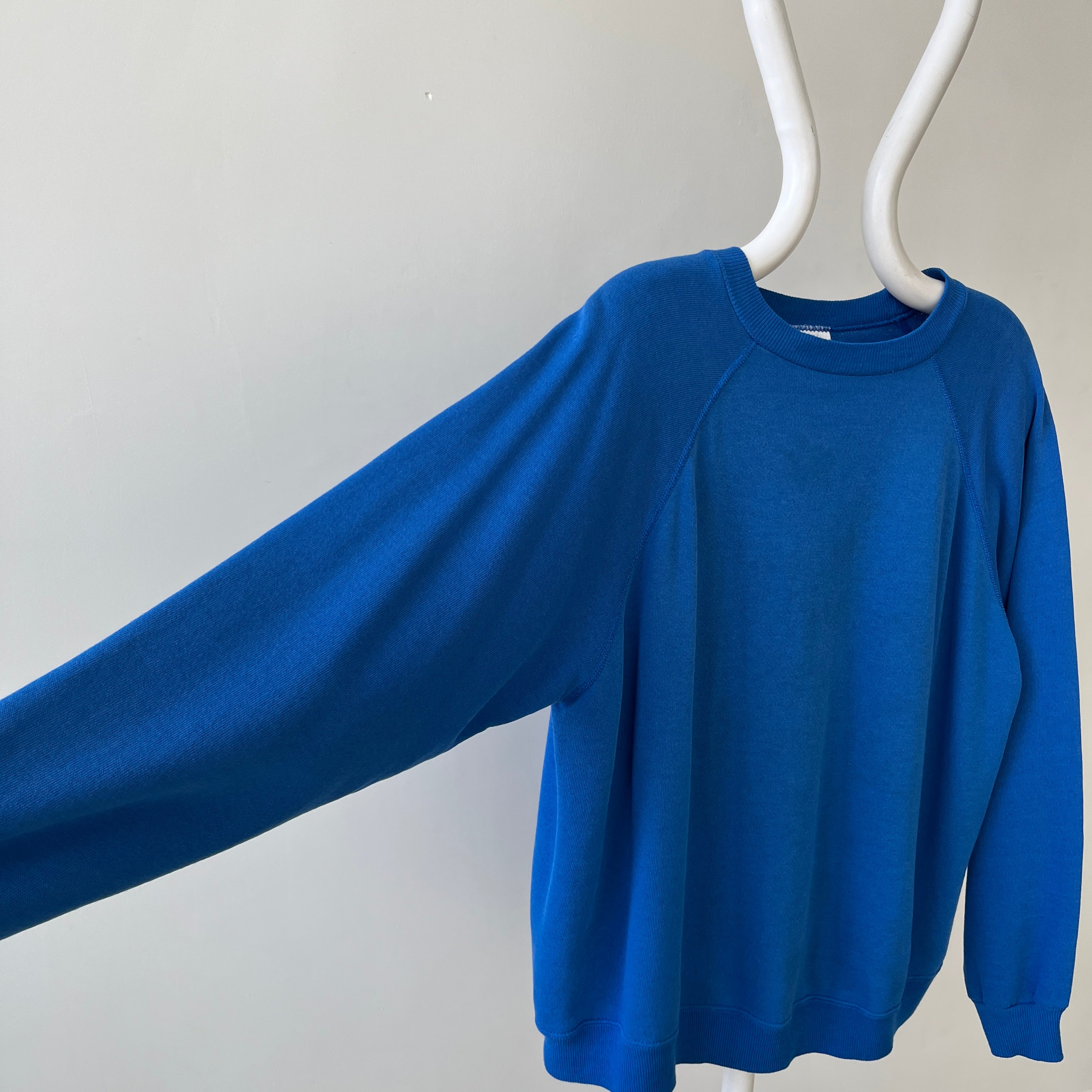 1990s Blank Blue Hanes Raglan Sweatshirt