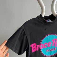 1990s Brace Rock Orthodontist Dad Joke T-Shirt - WOW