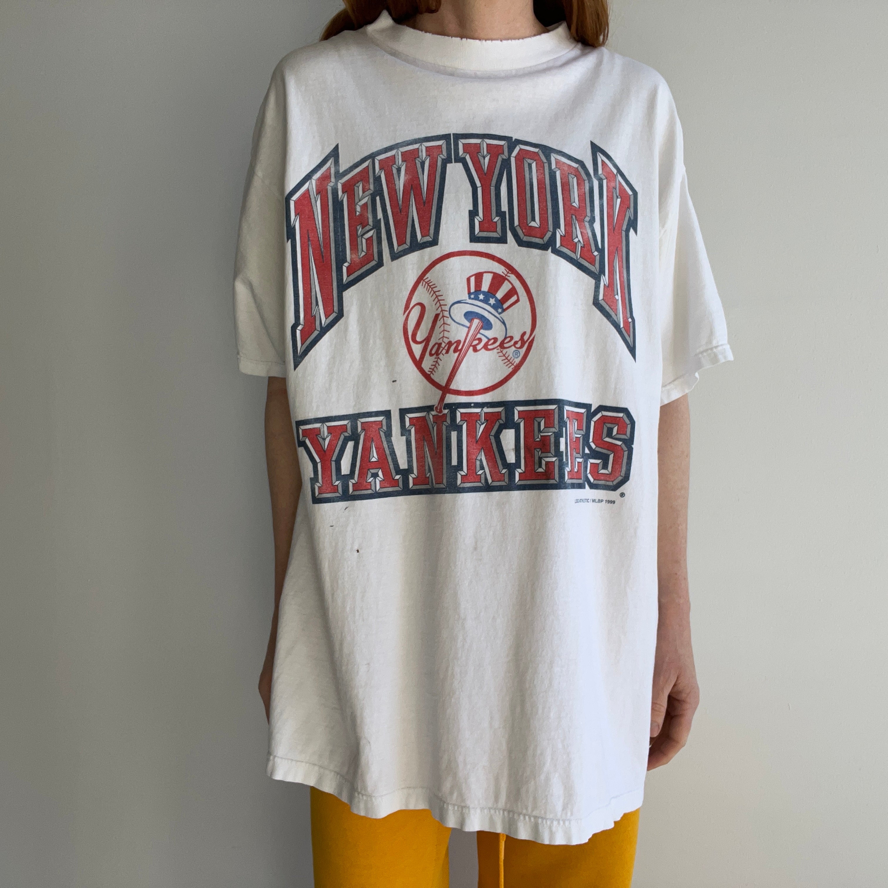 1999 New York Yankees Tattered and Worn T-Shirt