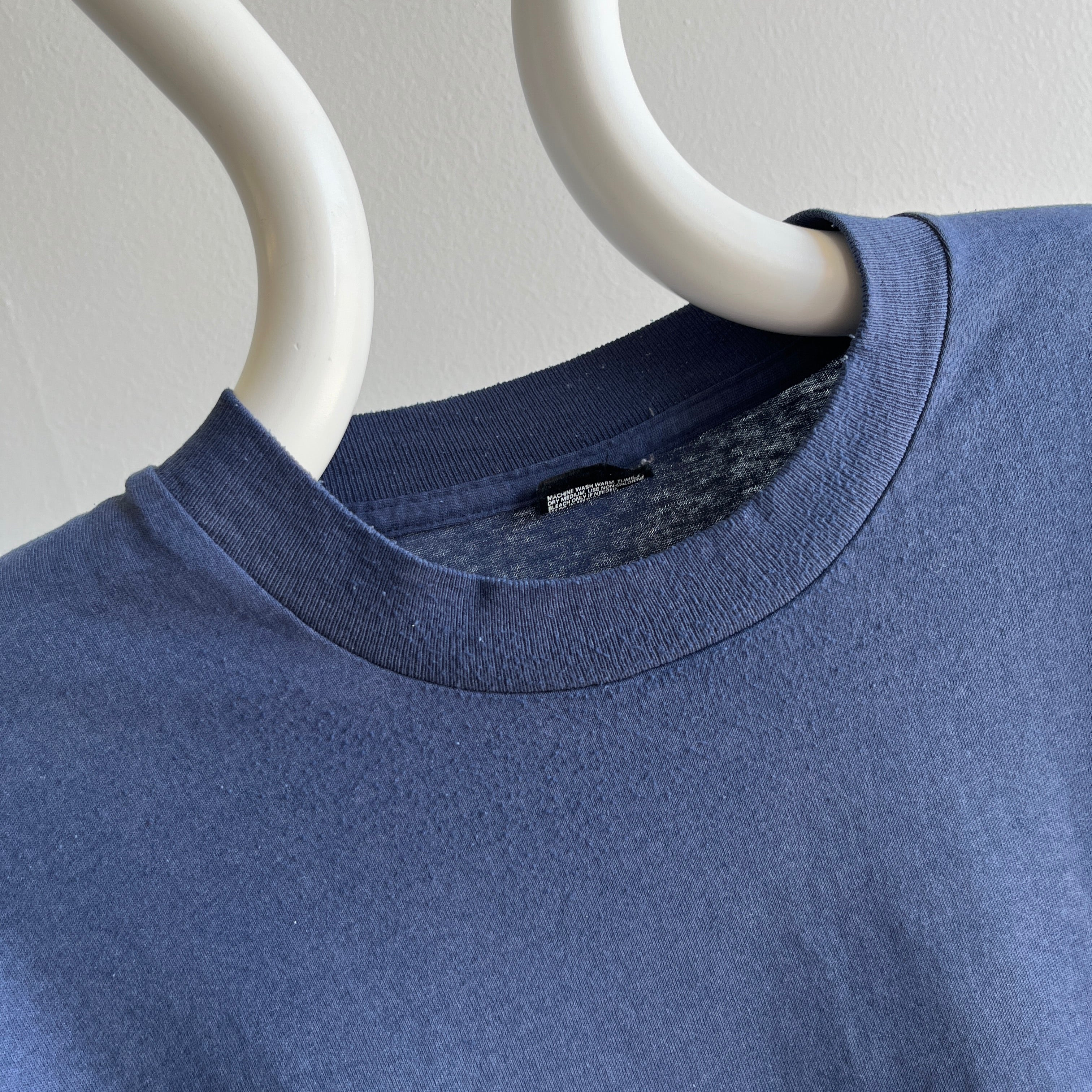 1980/90s Nicely Worn Blank Navy Single Stitch T-Shirt