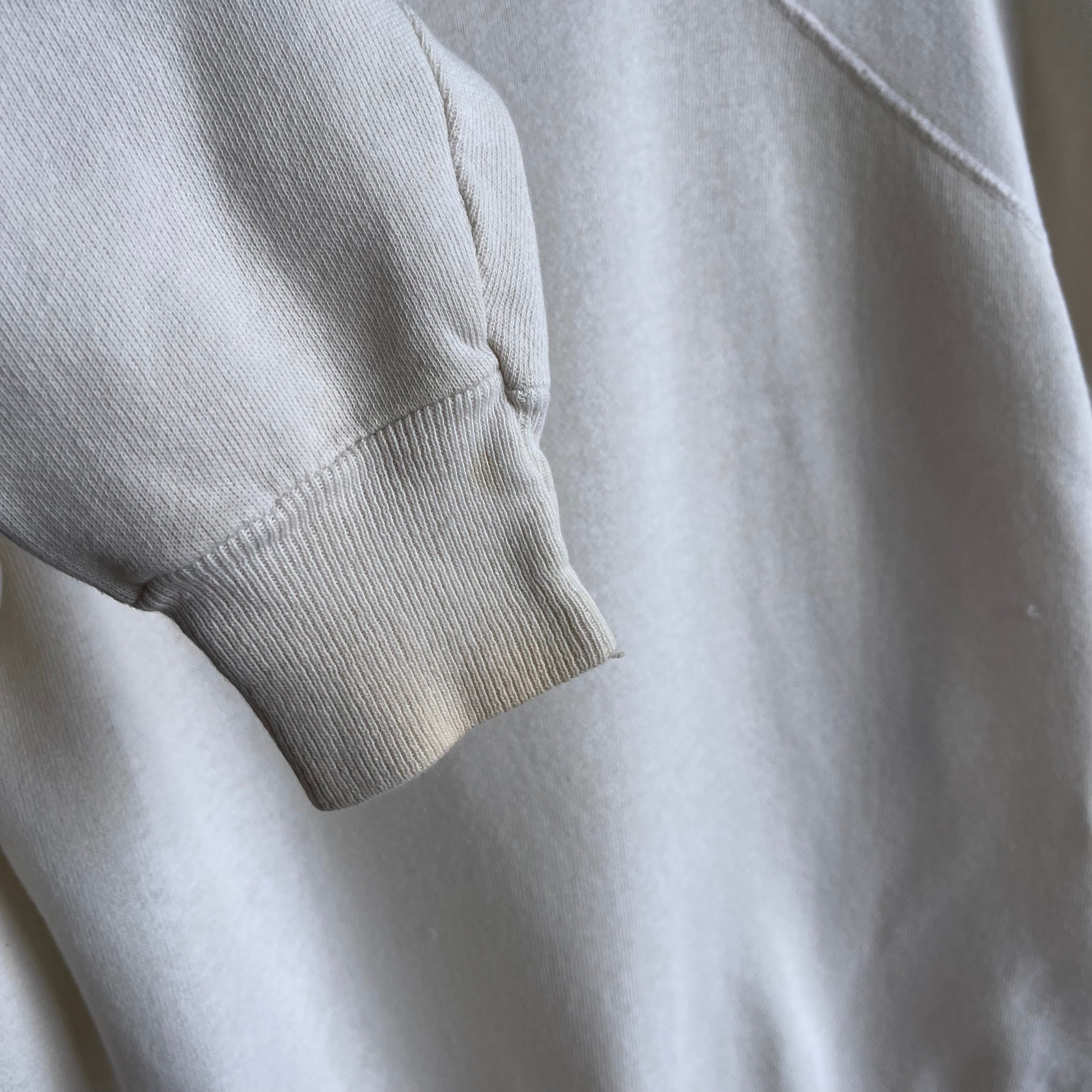 1980s Blank White Age Stained Raglan Sweatshirt