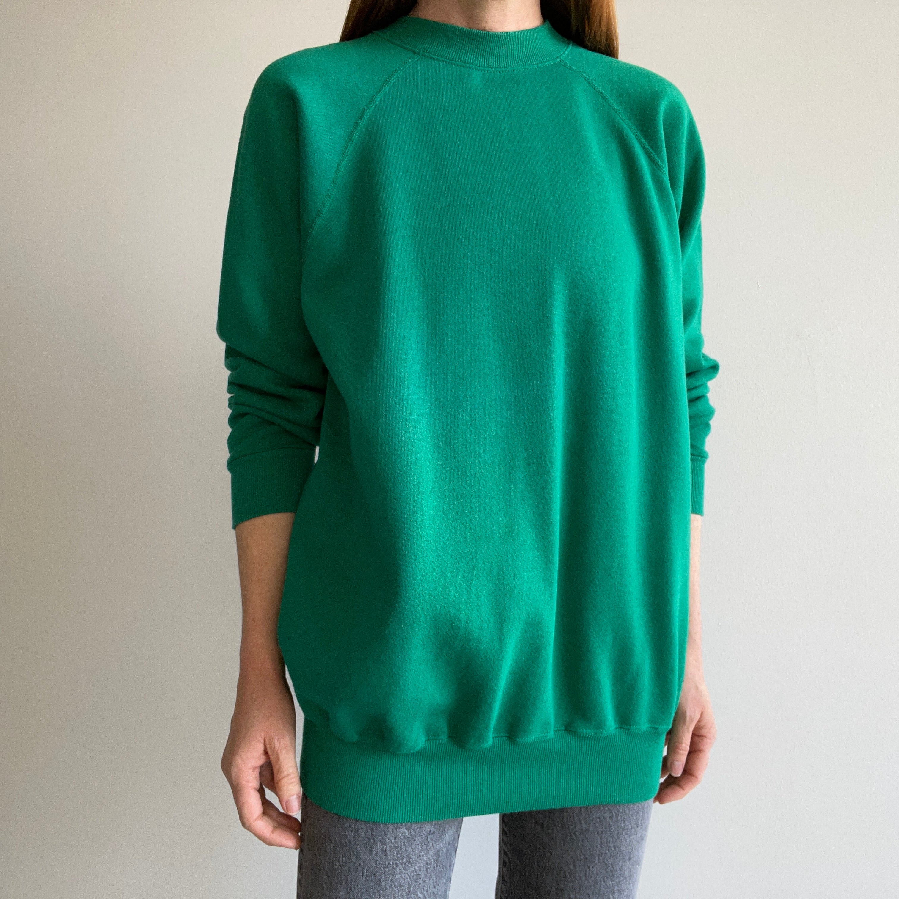 1980s Blank Kelly Green Longer Sweatshirt by Hanes
