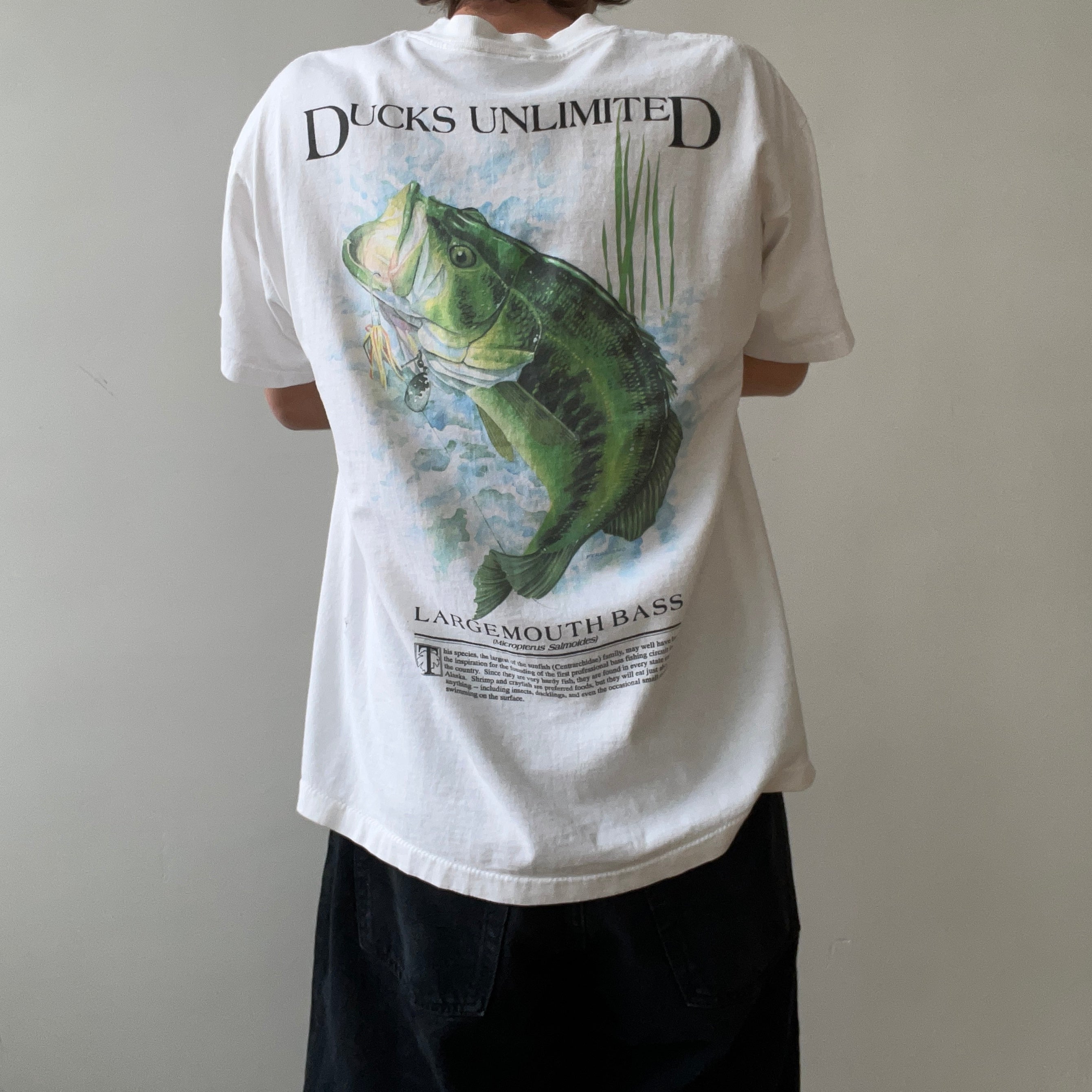 1980s Ducks Unlimited Pocket T Shirt - Giant Fish on The Backside