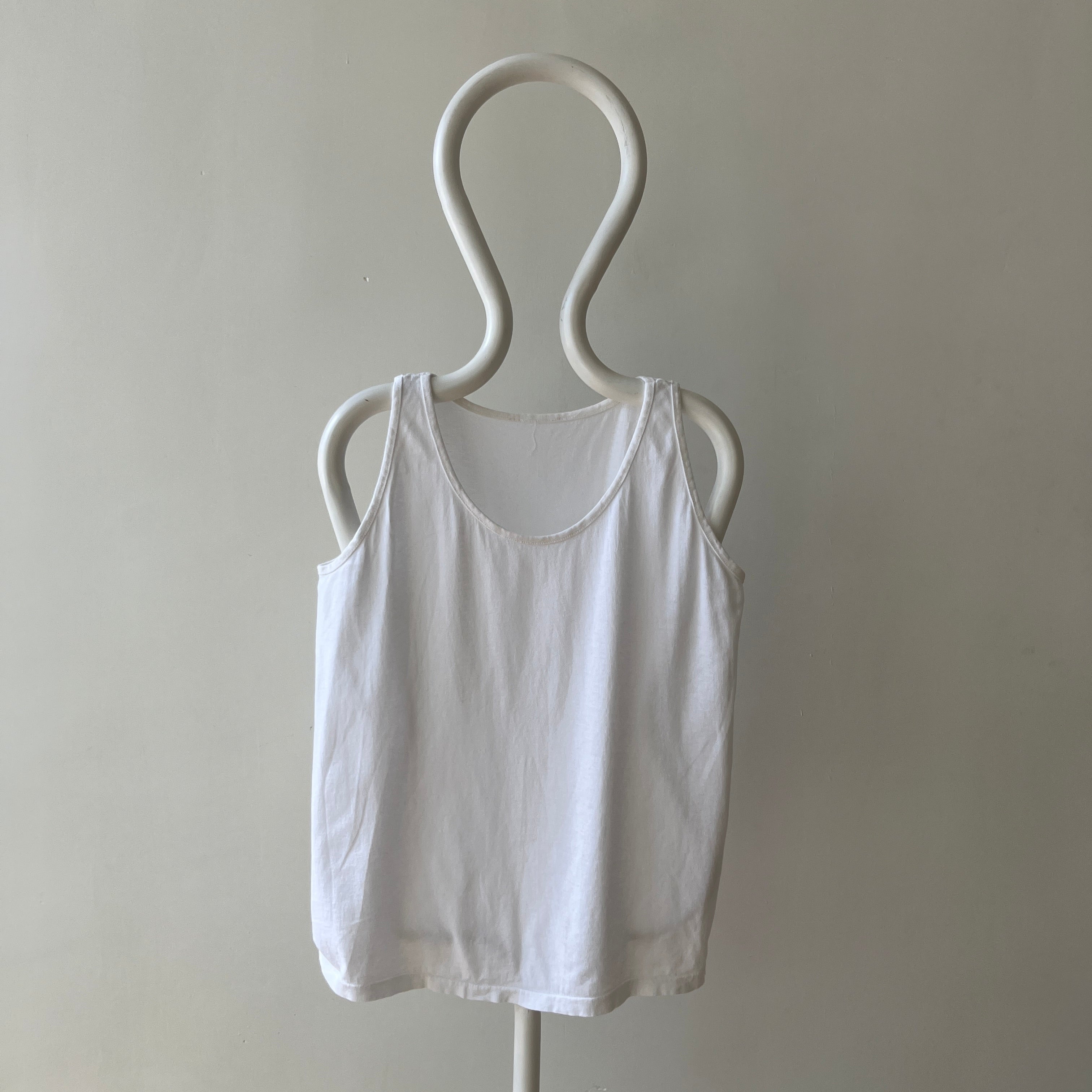 1980s/90s Blank White Tank Top - THIS. IS. GOOD.